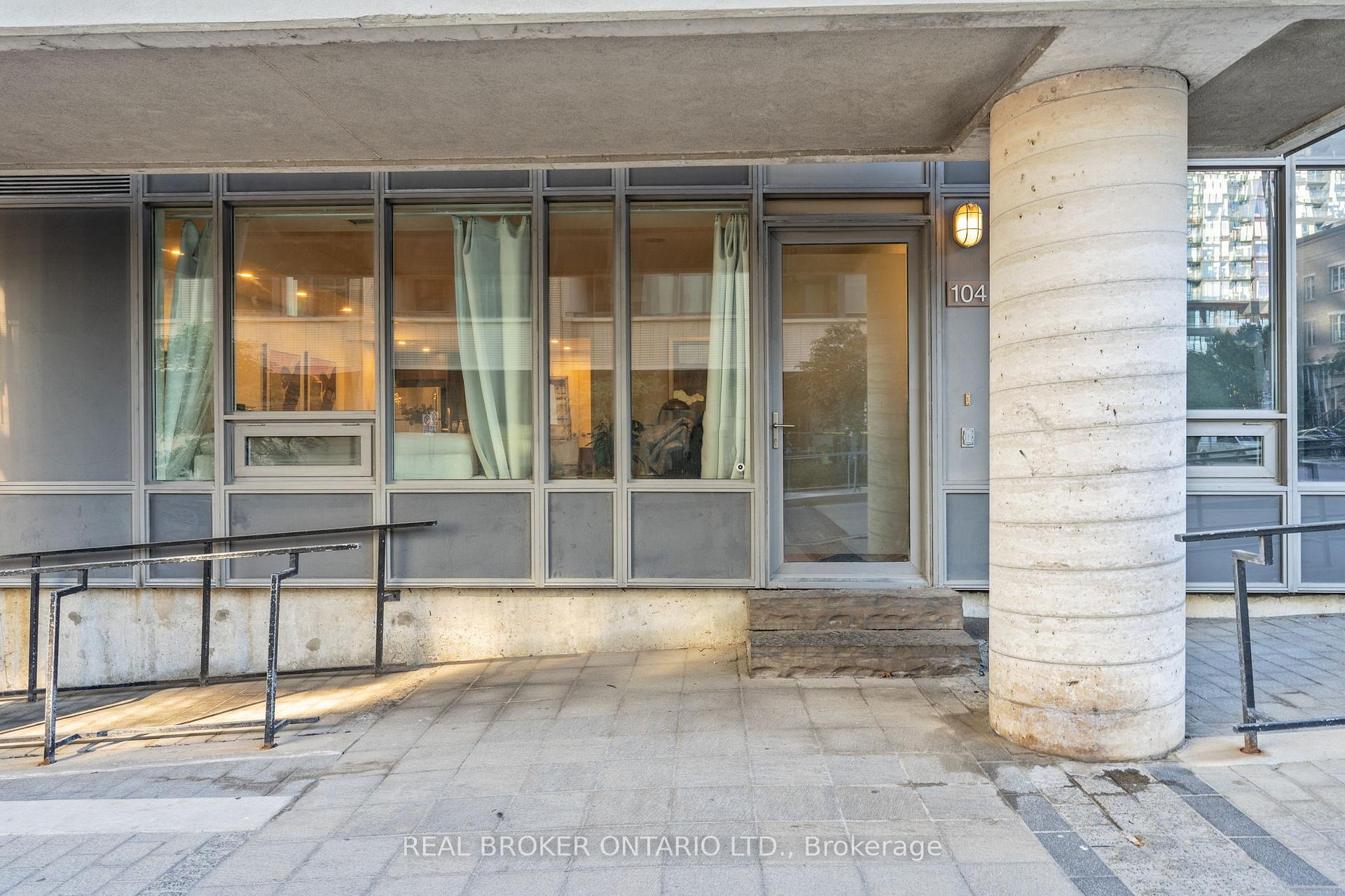 #104 - 55 East Liberty St, Toronto, ON M6K3P9 | 2 Bedroom 2 Bathroom Condo Townhouse | Image 30