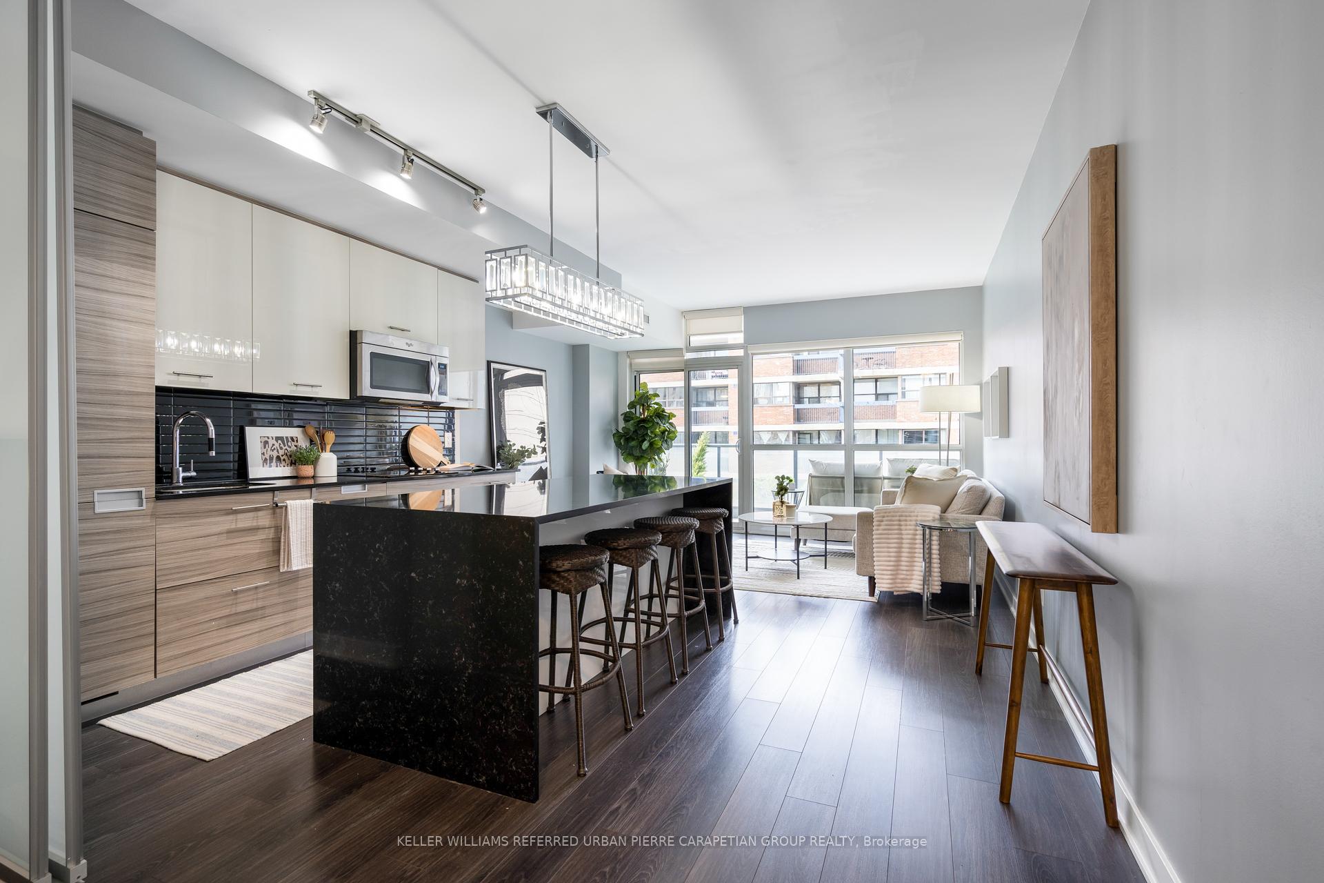 #604 - 210 Simcoe St, Toronto, ON M5T0A9 | 2 Bedroom 1 Bathroom Condo Apt | Image 1