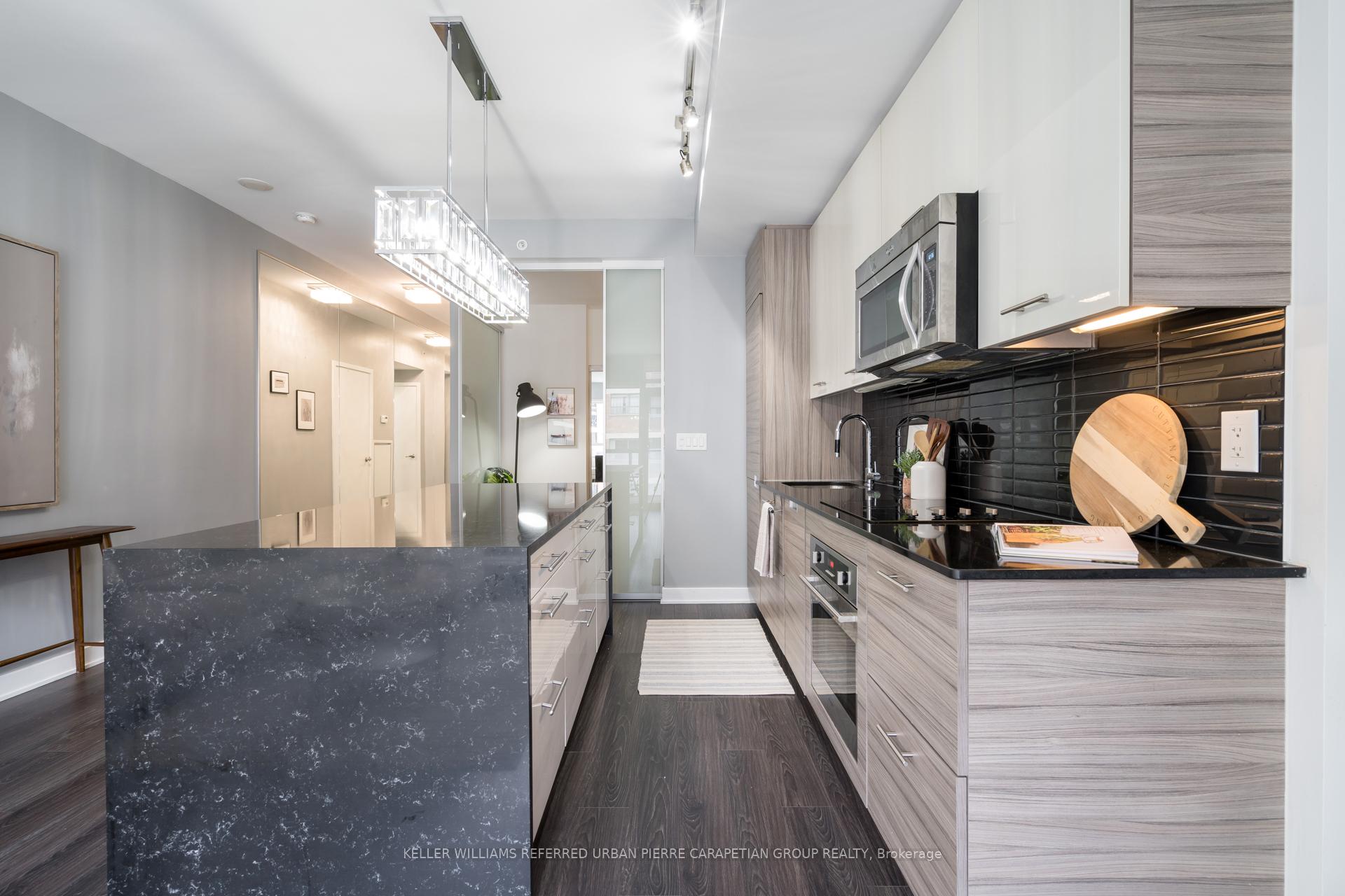 #604 - 210 Simcoe St, Toronto, ON M5T0A9 | 2 Bedroom 1 Bathroom Condo Apt | Image 16