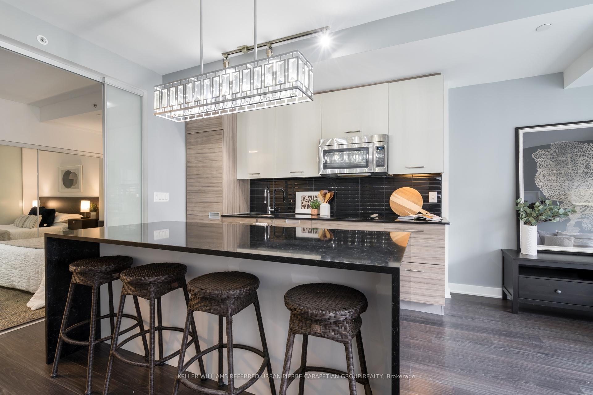 #604 - 210 Simcoe St, Toronto, ON M5T0A9 | 2 Bedroom 1 Bathroom Condo Apt | Image 17