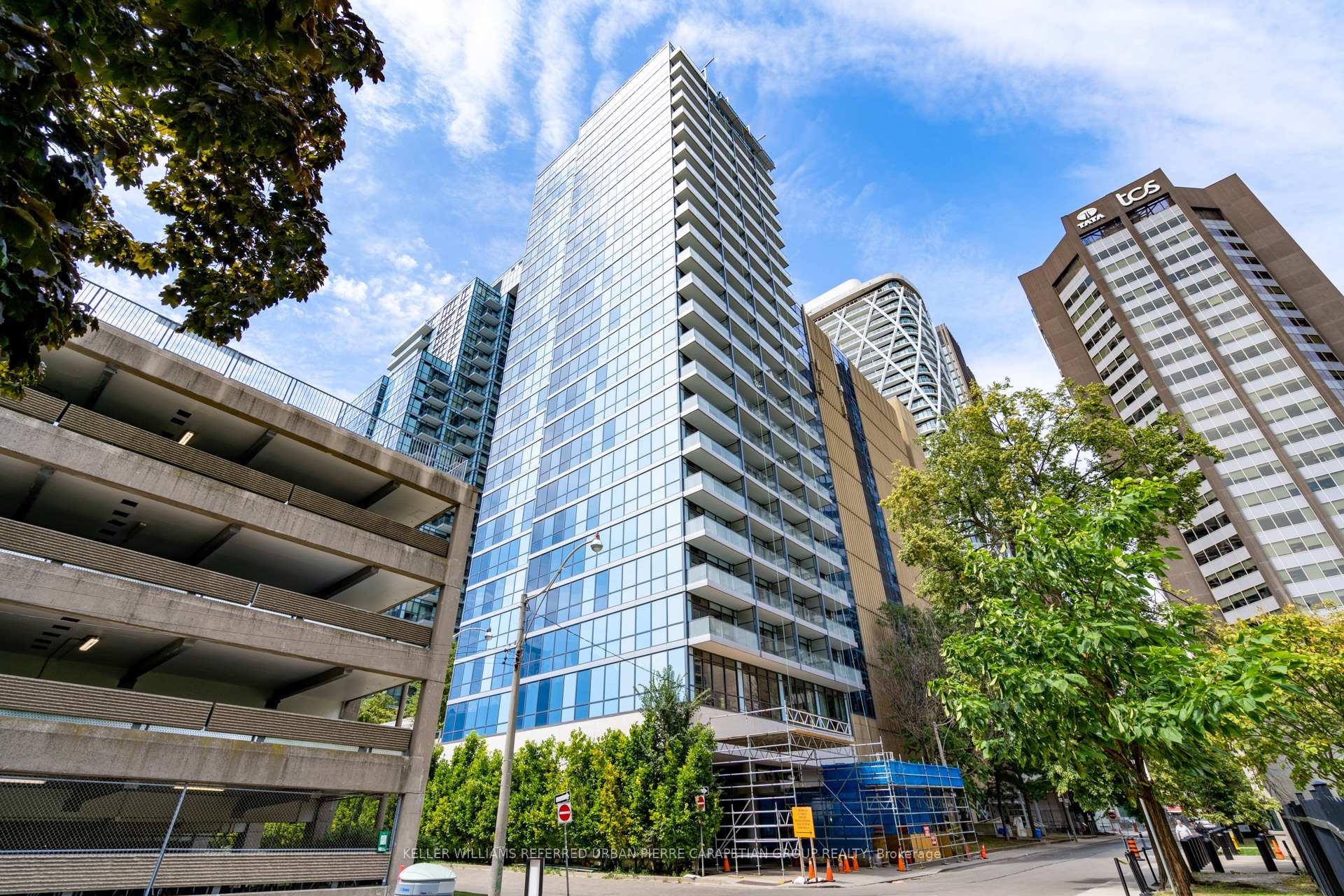 #604 - 210 Simcoe St, Toronto, ON M5T0A9 | 2 Bedroom 1 Bathroom Condo Apt | Image 2