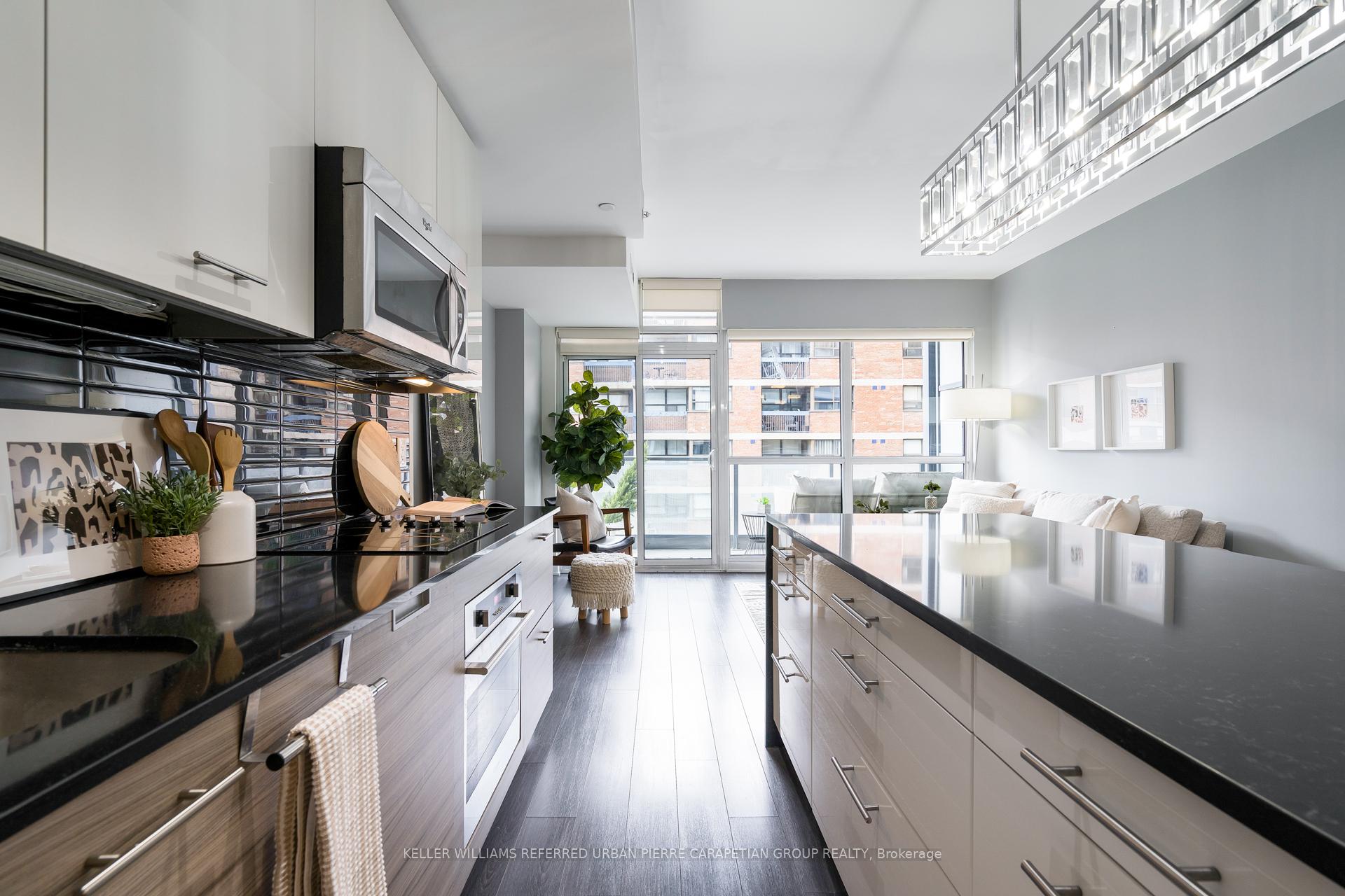 #604 - 210 Simcoe St, Toronto, ON M5T0A9 | 2 Bedroom 1 Bathroom Condo Apt | Image 21