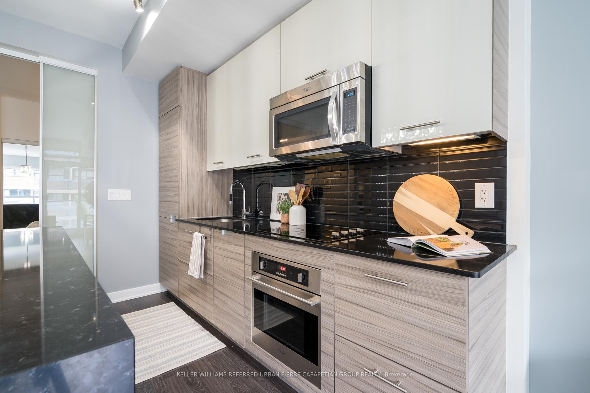 #604 - 210 Simcoe St, Toronto, ON M5T0A9 | 2 Bedroom 1 Bathroom Condo Apt | Image 22