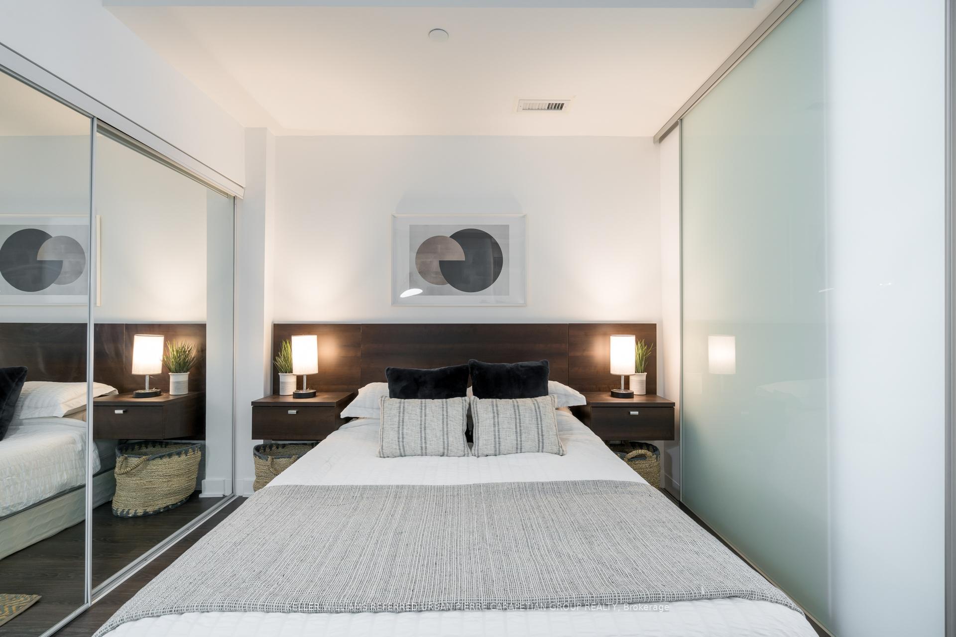 #604 - 210 Simcoe St, Toronto, ON M5T0A9 | 2 Bedroom 1 Bathroom Condo Apt | Image 24