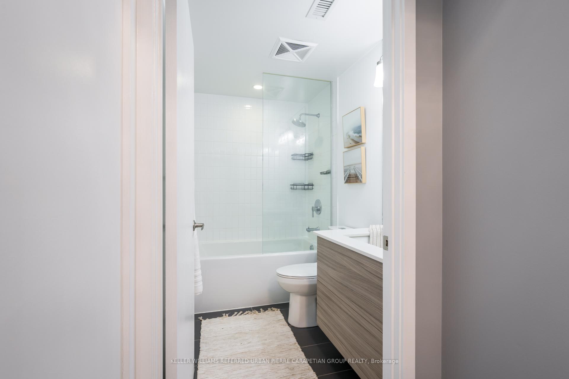 #604 - 210 Simcoe St, Toronto, ON M5T0A9 | 2 Bedroom 1 Bathroom Condo Apt | Image 28