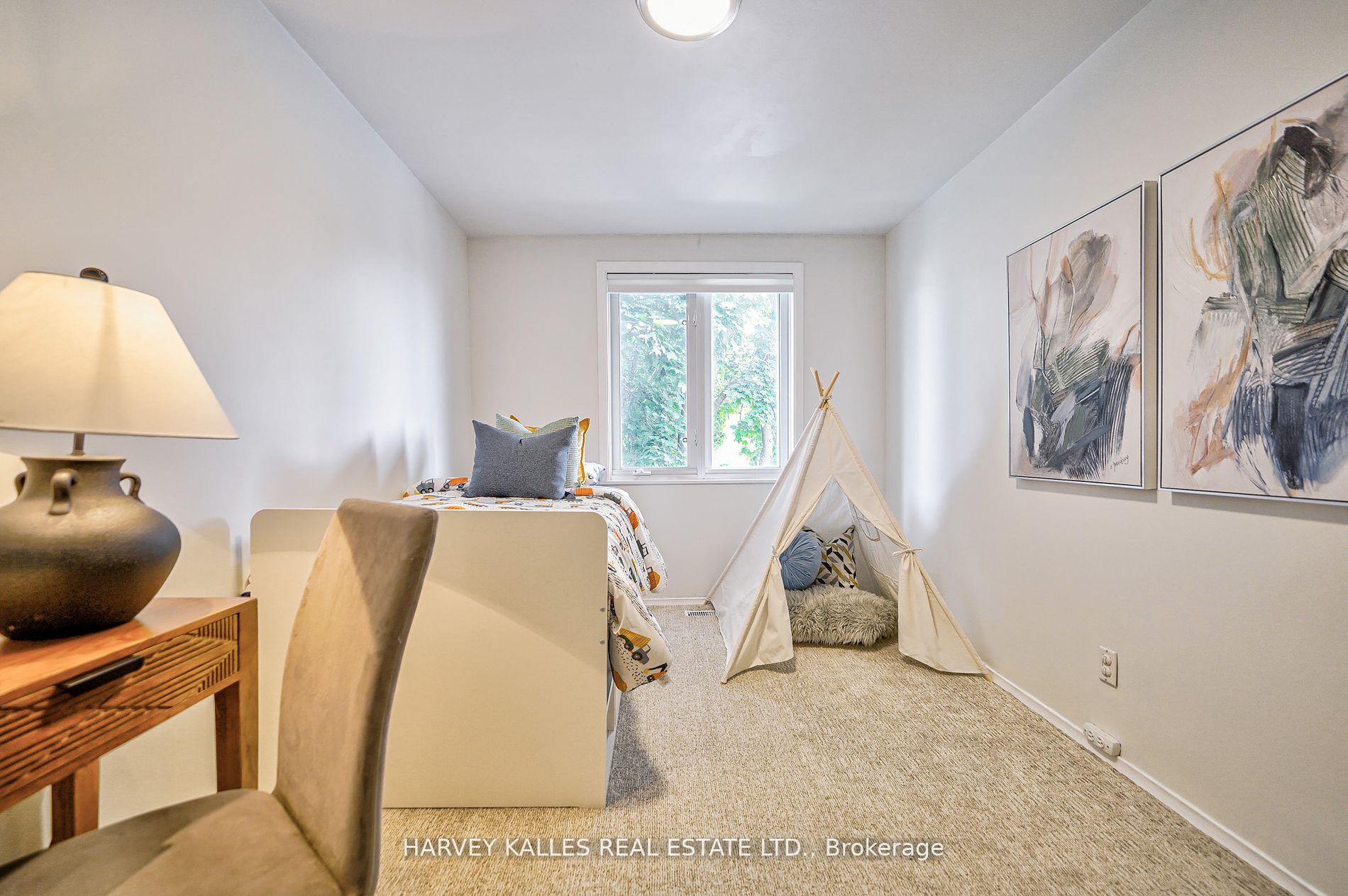 106 Gloucester Grve, Toronto, ON M6C2A8 | 4 Bedroom 4 Bathroom Detached House | Image 26