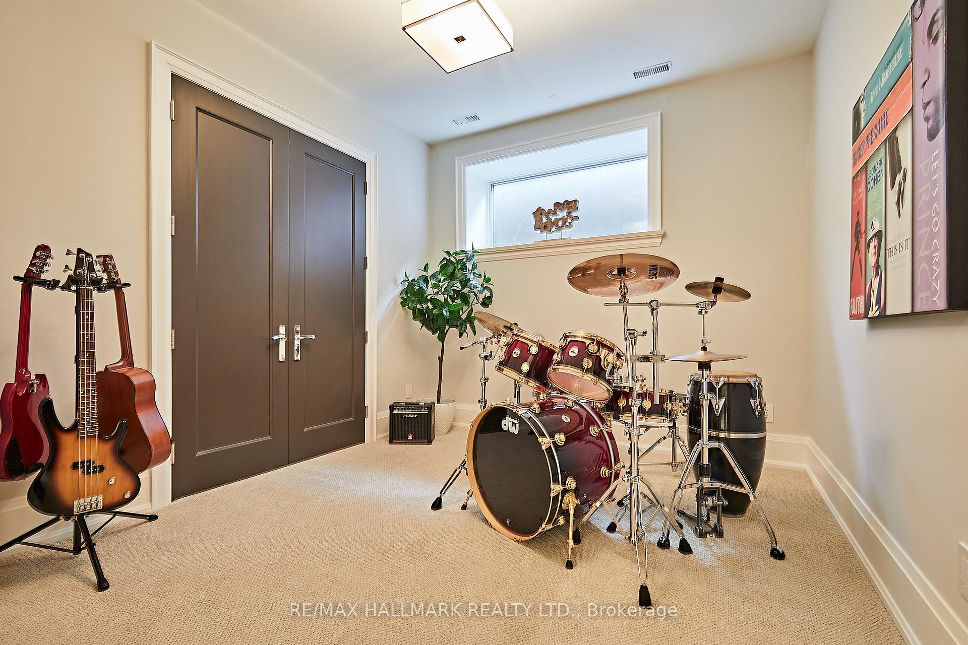 75 Lorraine Dr, Toronto, ON M2N2E3 | 4 Bedroom 5 Bathroom Detached House | Image 38