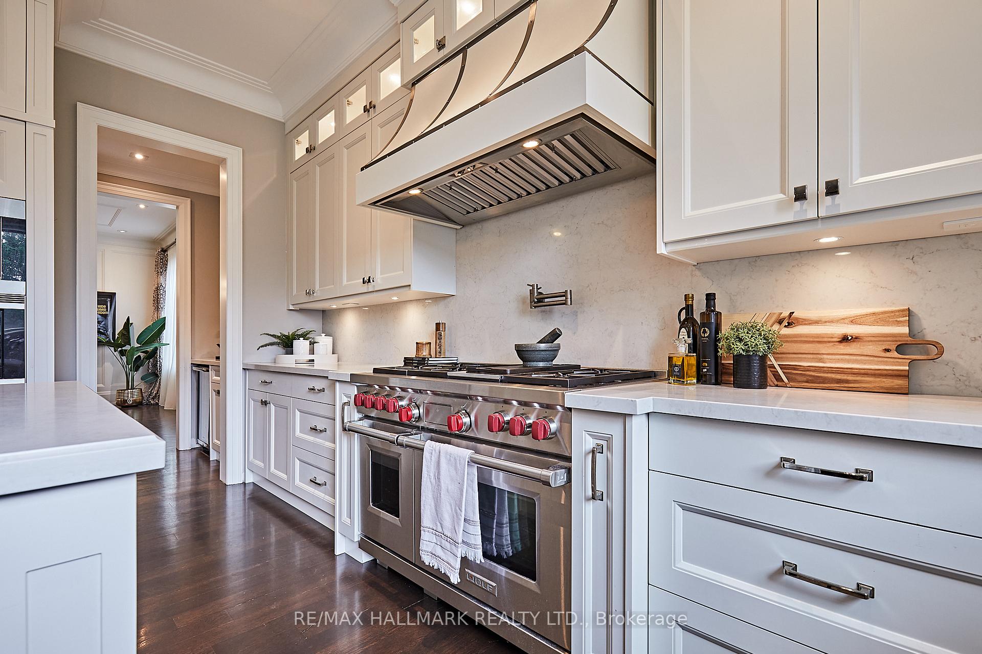 75 Lorraine Dr, Toronto, ON M2N2E3 | 4 Bedroom 5 Bathroom Detached House | Image 8