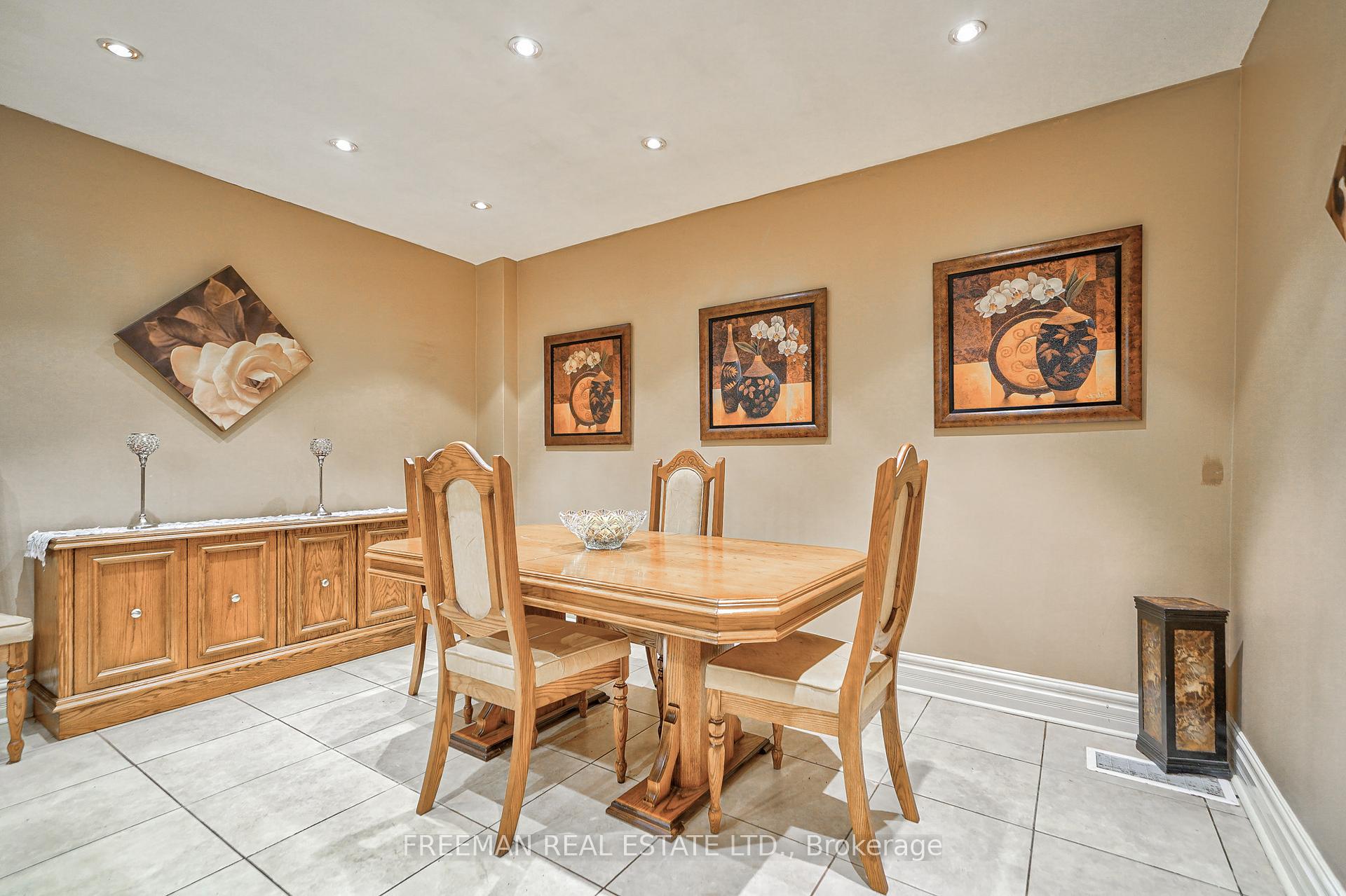 1925 Dufferin St, Toronto, ON M6E3P5 | 4 Bedroom 3 Bathroom Detached House | Image 7