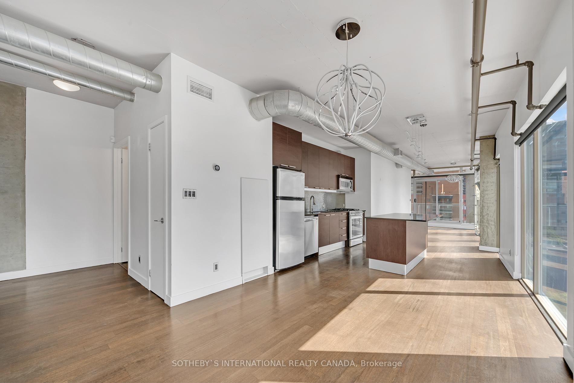 #801 - 169 John St, Toronto, ON M5T1X3 | 2 Bedroom 2 Bathroom Condo Apt | Image 12