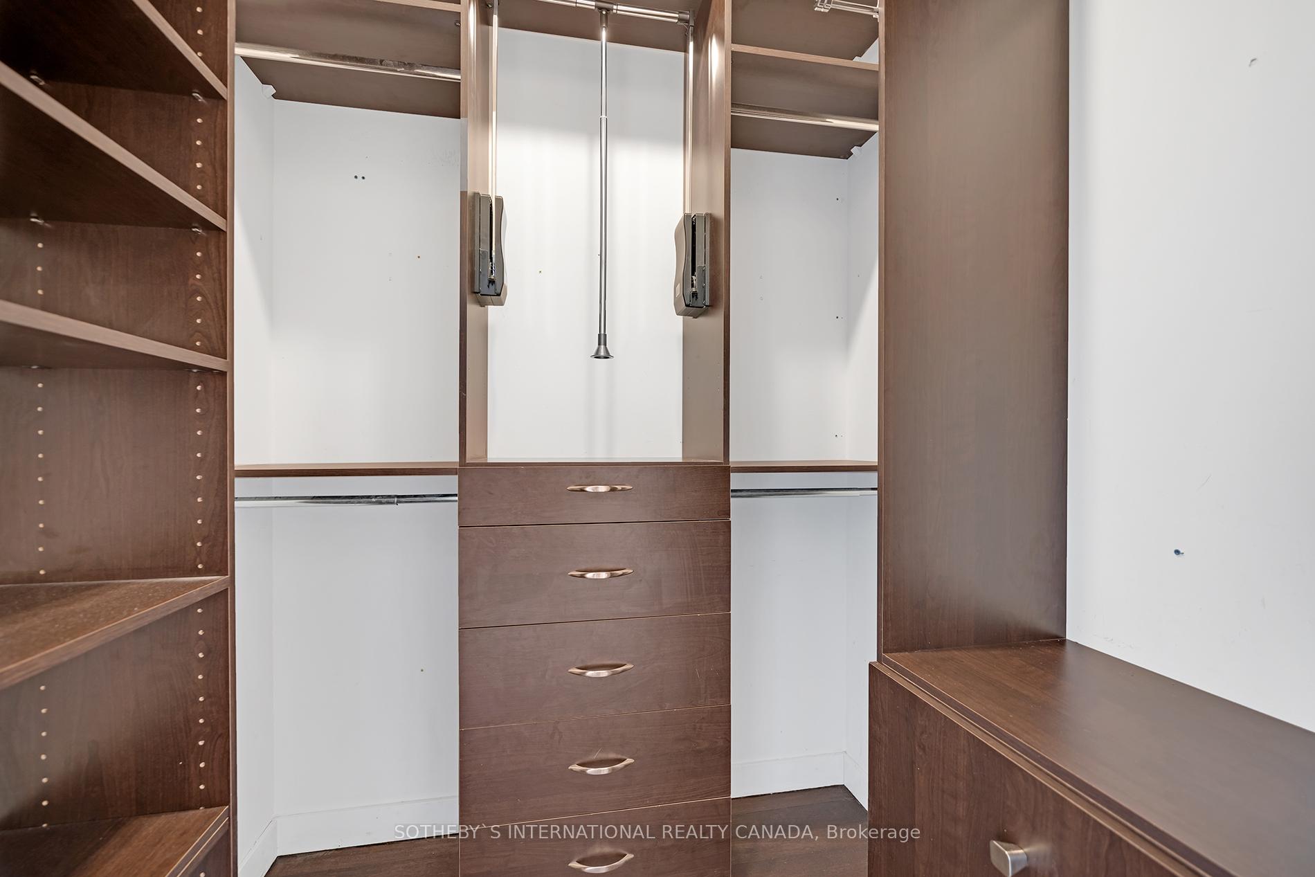 #801 - 169 John St, Toronto, ON M5T1X3 | 2 Bedroom 2 Bathroom Condo Apt | Image 29