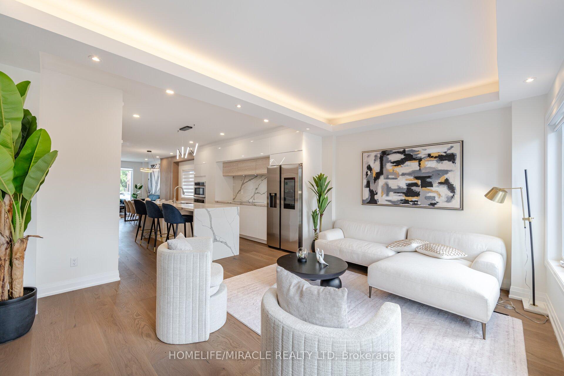 388 Oakwood Ave, Toronto, ON M6E2W3 | 3 Bedroom 4 Bathroom Detached House | Image 14