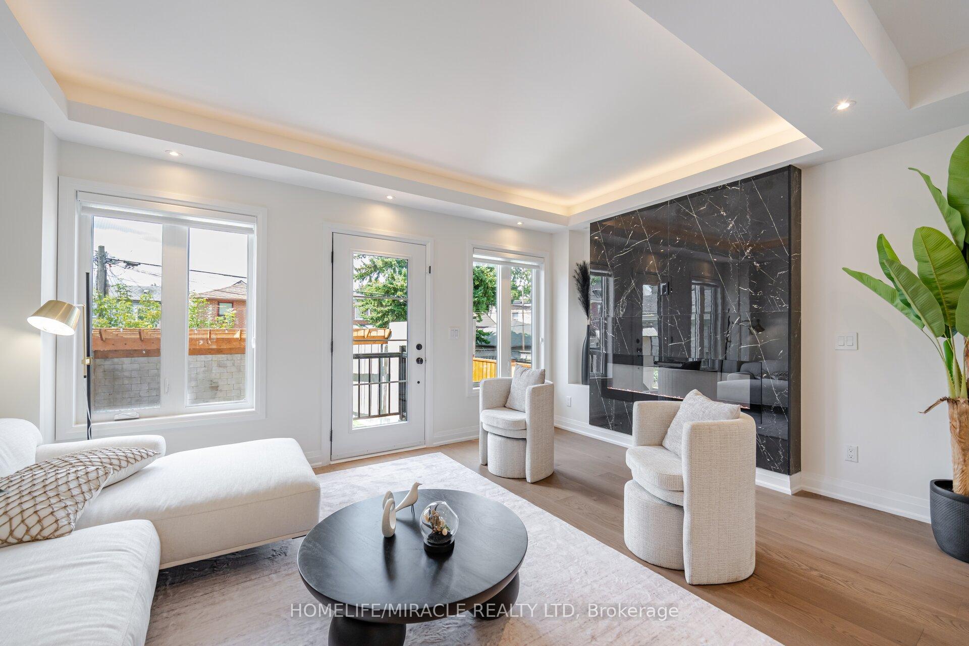 388 Oakwood Ave, Toronto, ON M6E2W3 | 3 Bedroom 4 Bathroom Detached House | Image 15