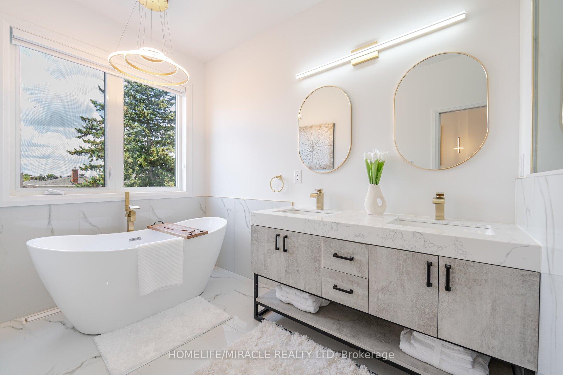 388 Oakwood Ave, Toronto, ON M6E2W3 | 3 Bedroom 4 Bathroom Detached House | Image 20