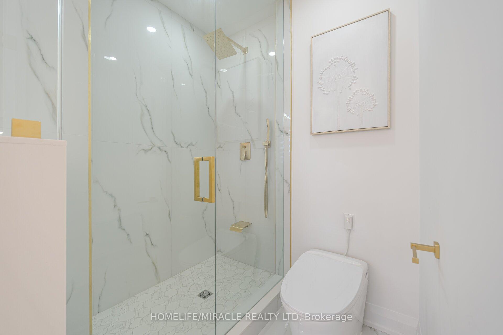 388 Oakwood Ave, Toronto, ON M6E2W3 | 3 Bedroom 4 Bathroom Detached House | Image 23