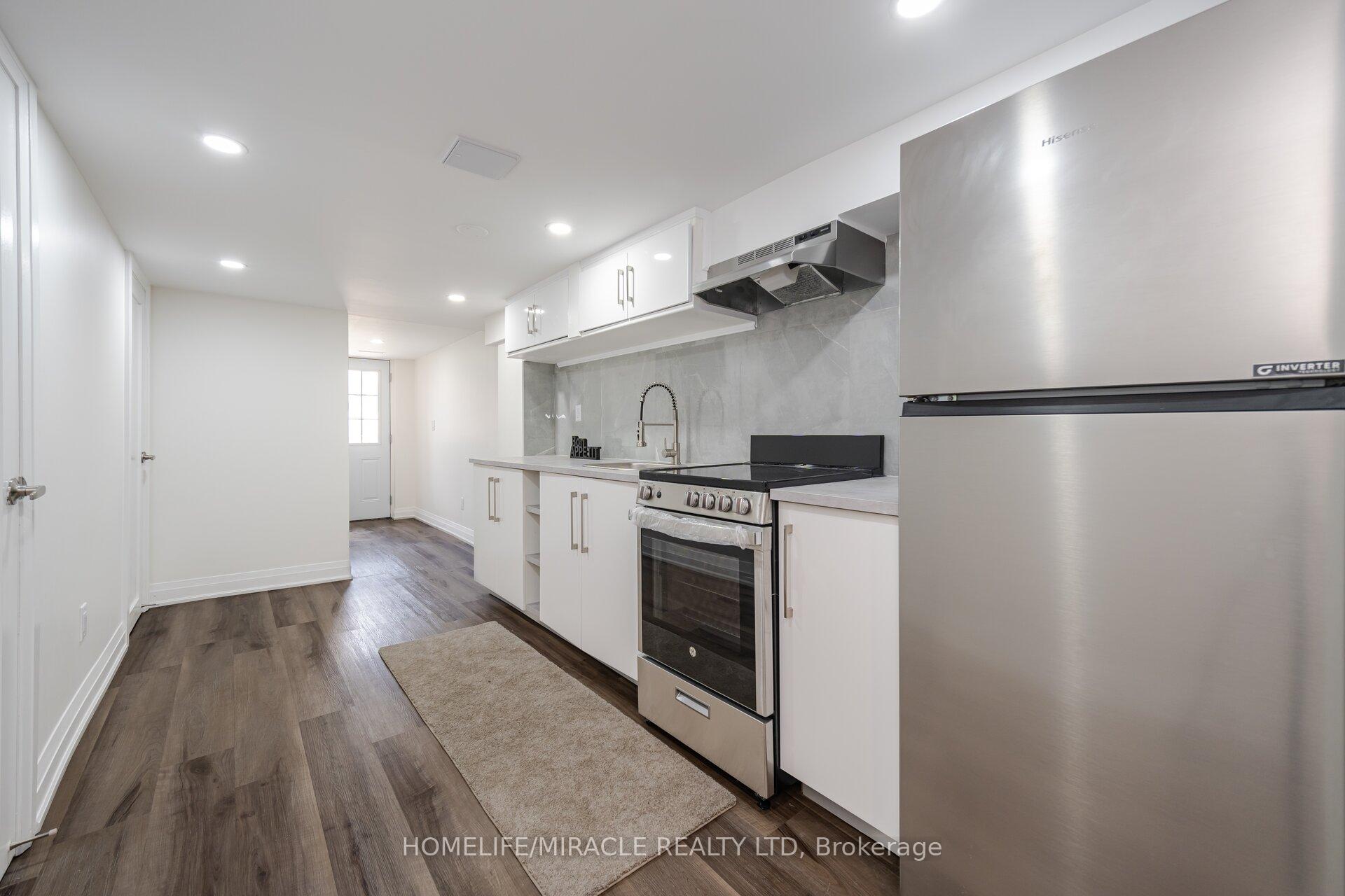 388 Oakwood Ave, Toronto, ON M6E2W3 | 3 Bedroom 4 Bathroom Detached House | Image 37