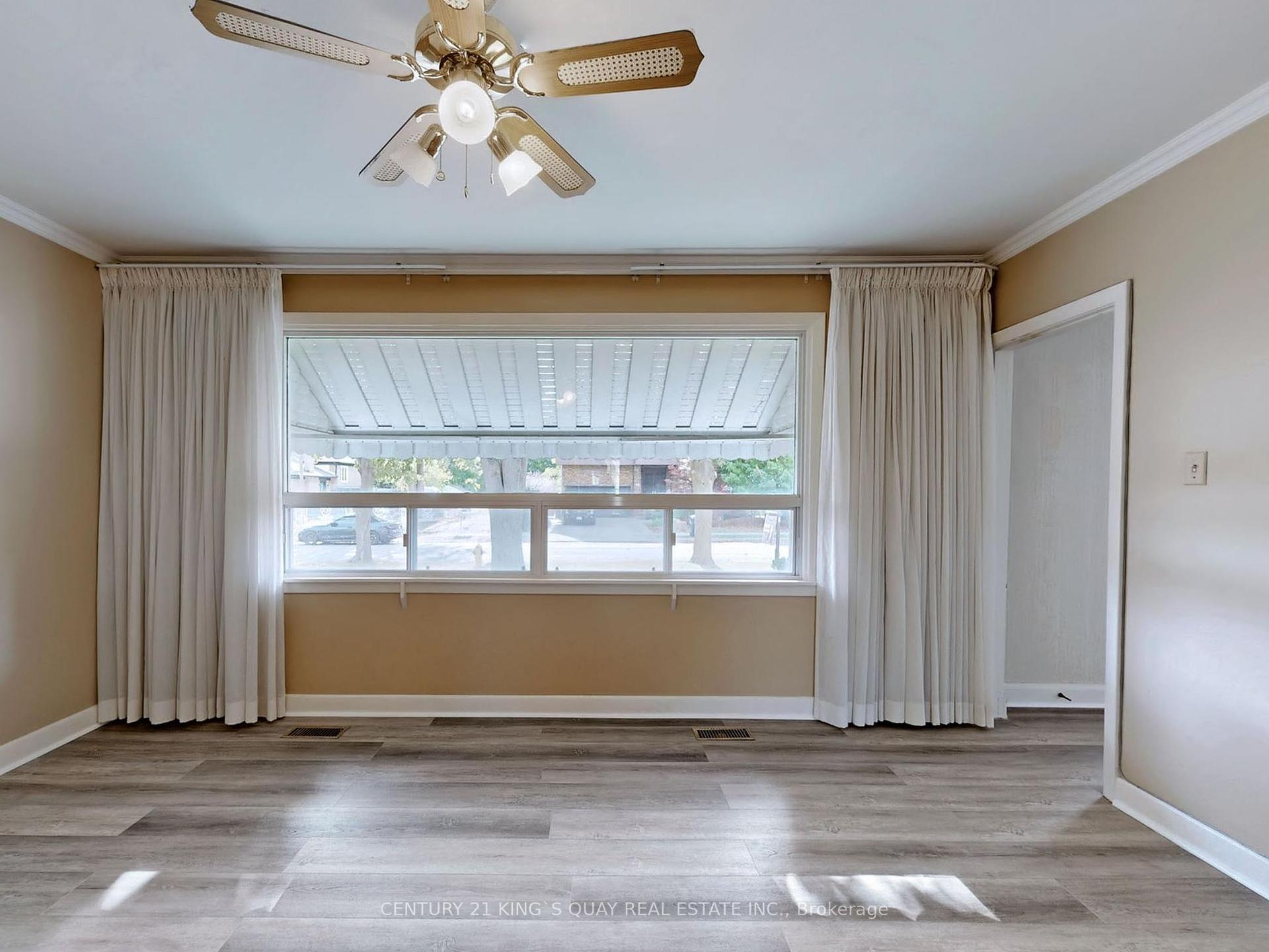 60 Northwood Dr, Toronto, ON M2M2K1 | 3 Bedroom 2 Bathroom Detached House | Image 15