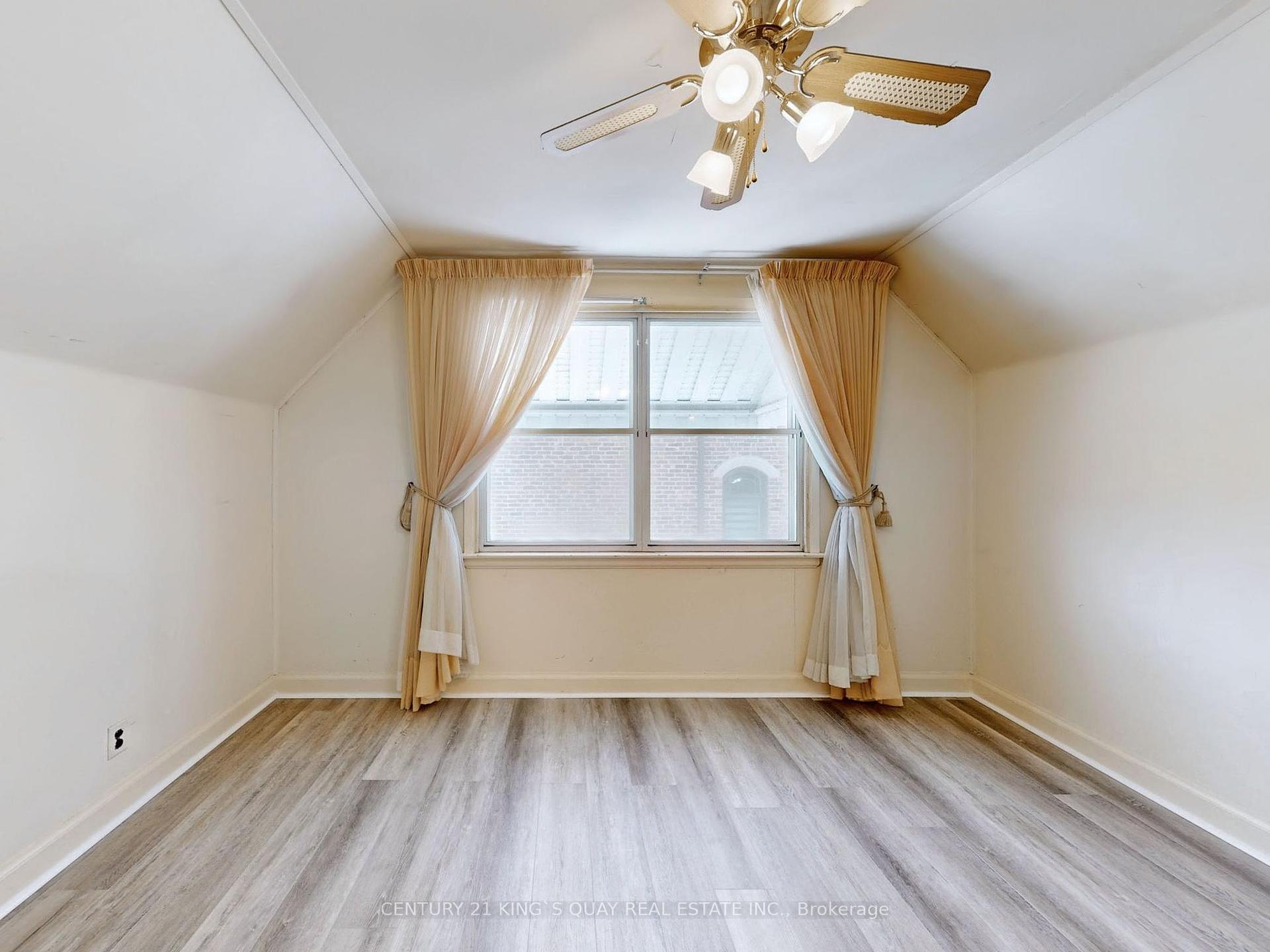 60 Northwood Dr, Toronto, ON M2M2K1 | 3 Bedroom 2 Bathroom Detached House | Image 24