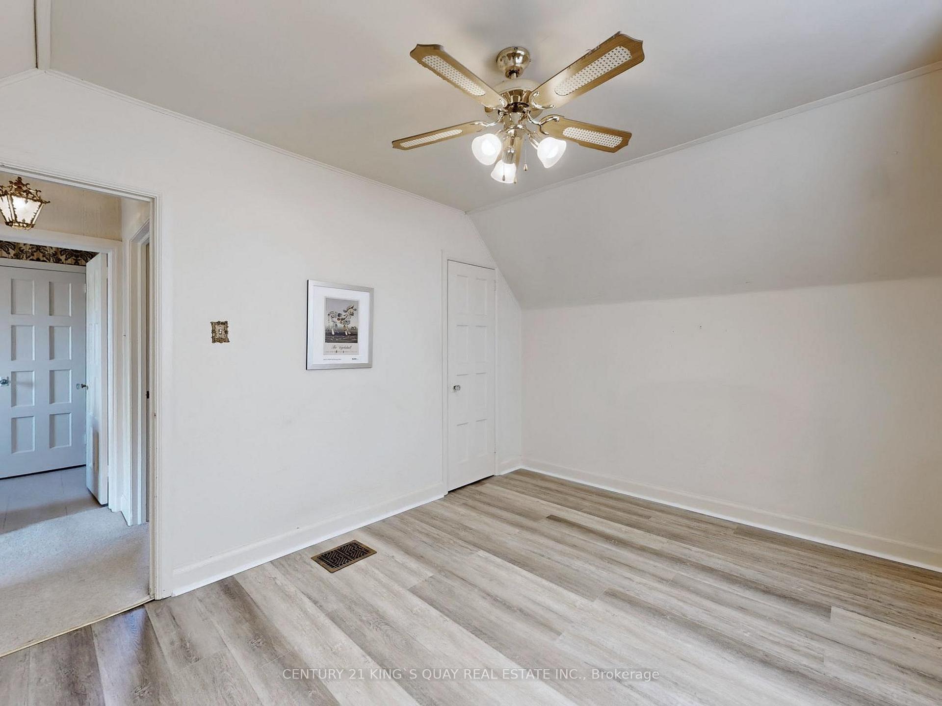 60 Northwood Dr, Toronto, ON M2M2K1 | 3 Bedroom 2 Bathroom Detached House | Image 26