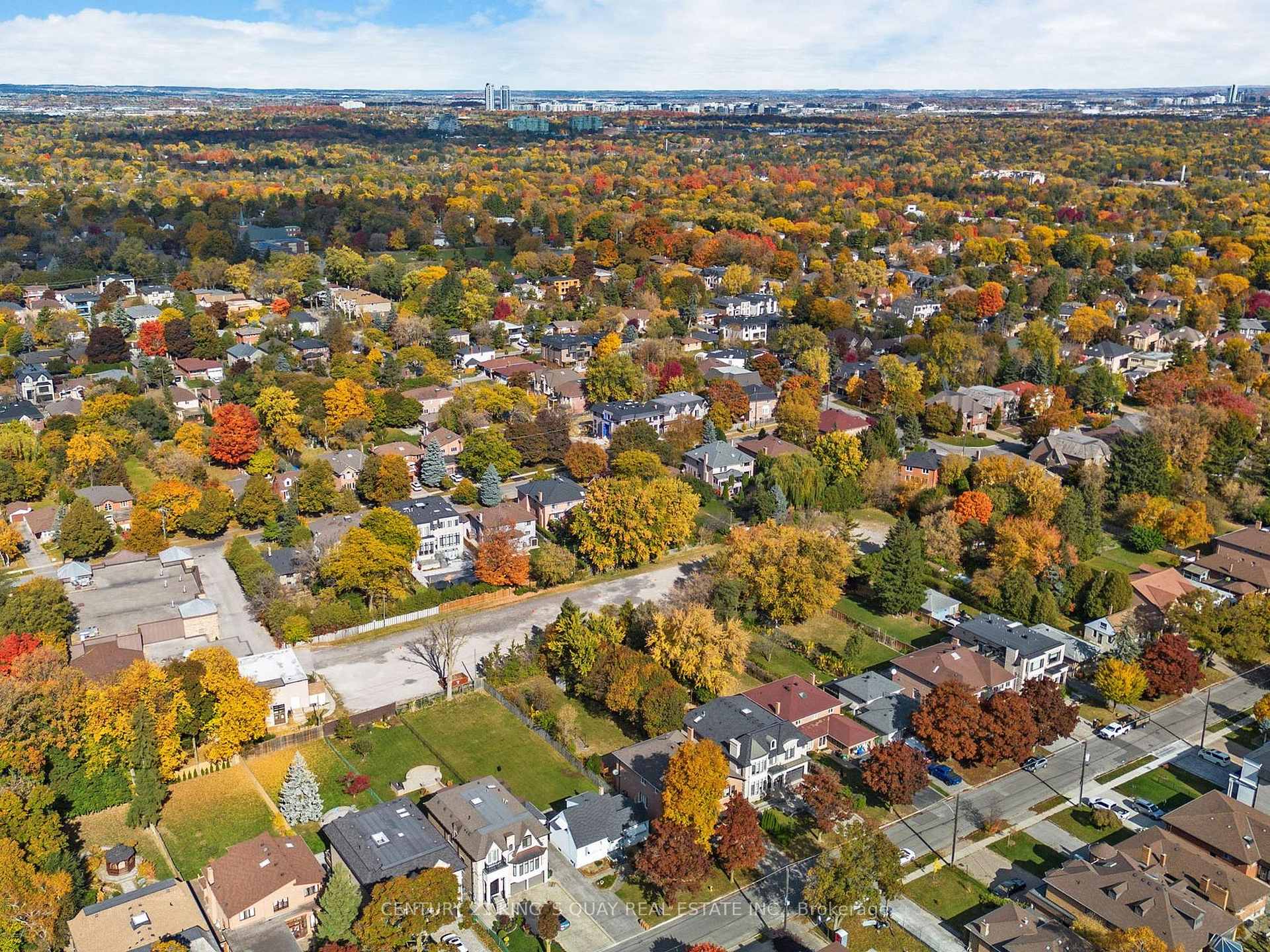 60 Northwood Dr, Toronto, ON M2M2K1 | 3 Bedroom 2 Bathroom Detached House | Image 37