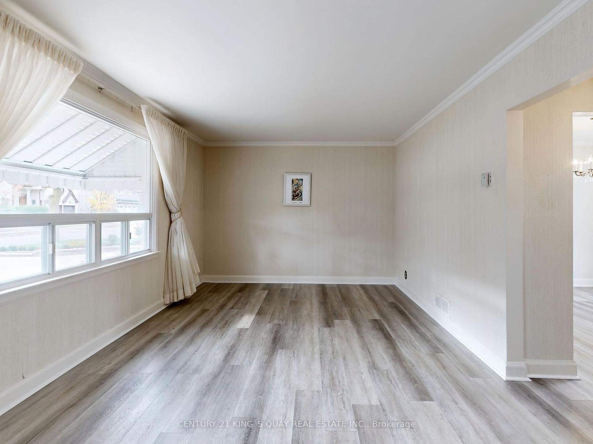 60 Northwood Dr, Toronto, ON M2M2K1 | 3 Bedroom 2 Bathroom Detached House | Image 6