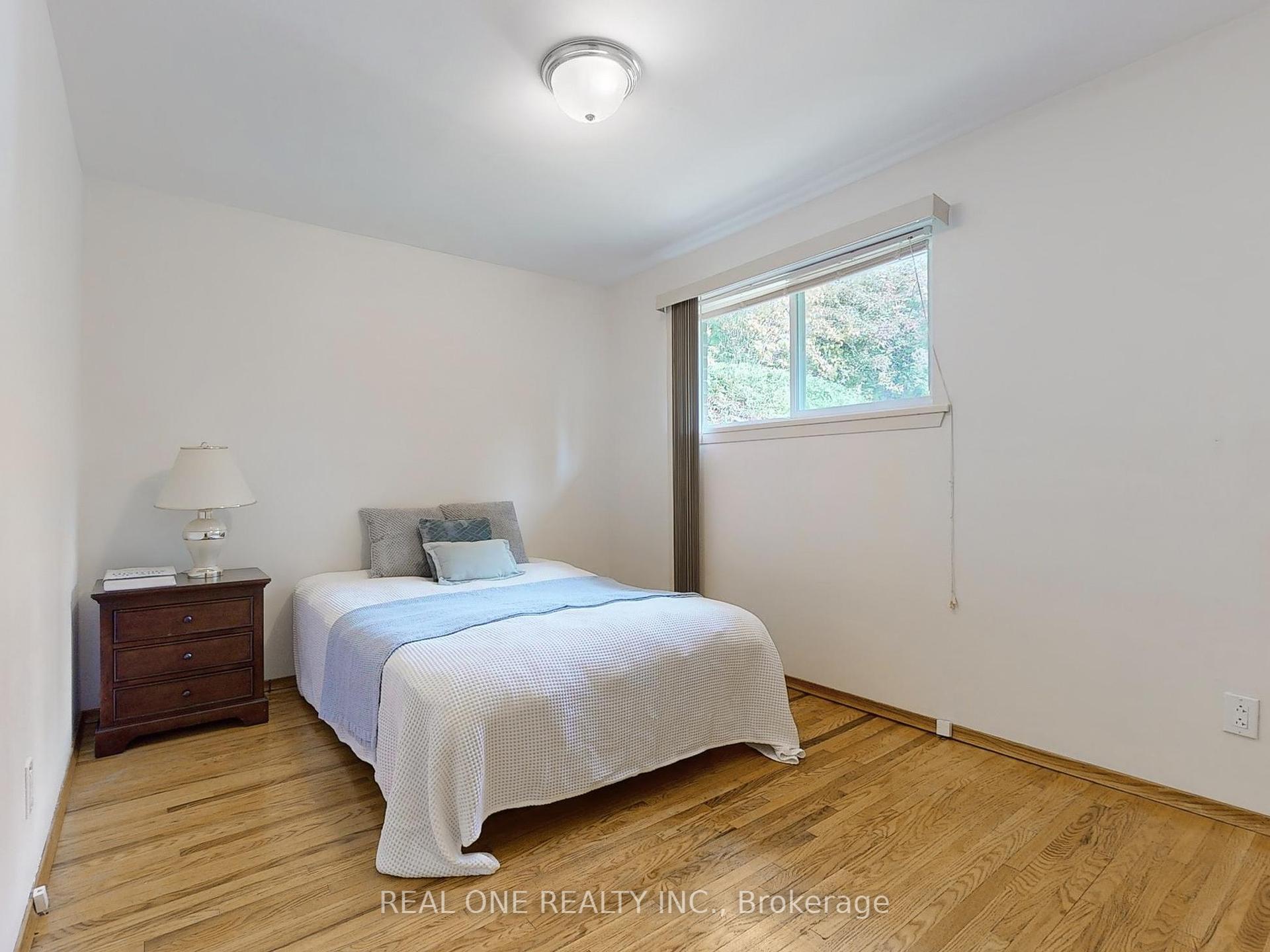 9 Lescon Rd, Toronto, ON M2J2G7 | 3 Bedroom 3 Bathroom Detached House | Image 11