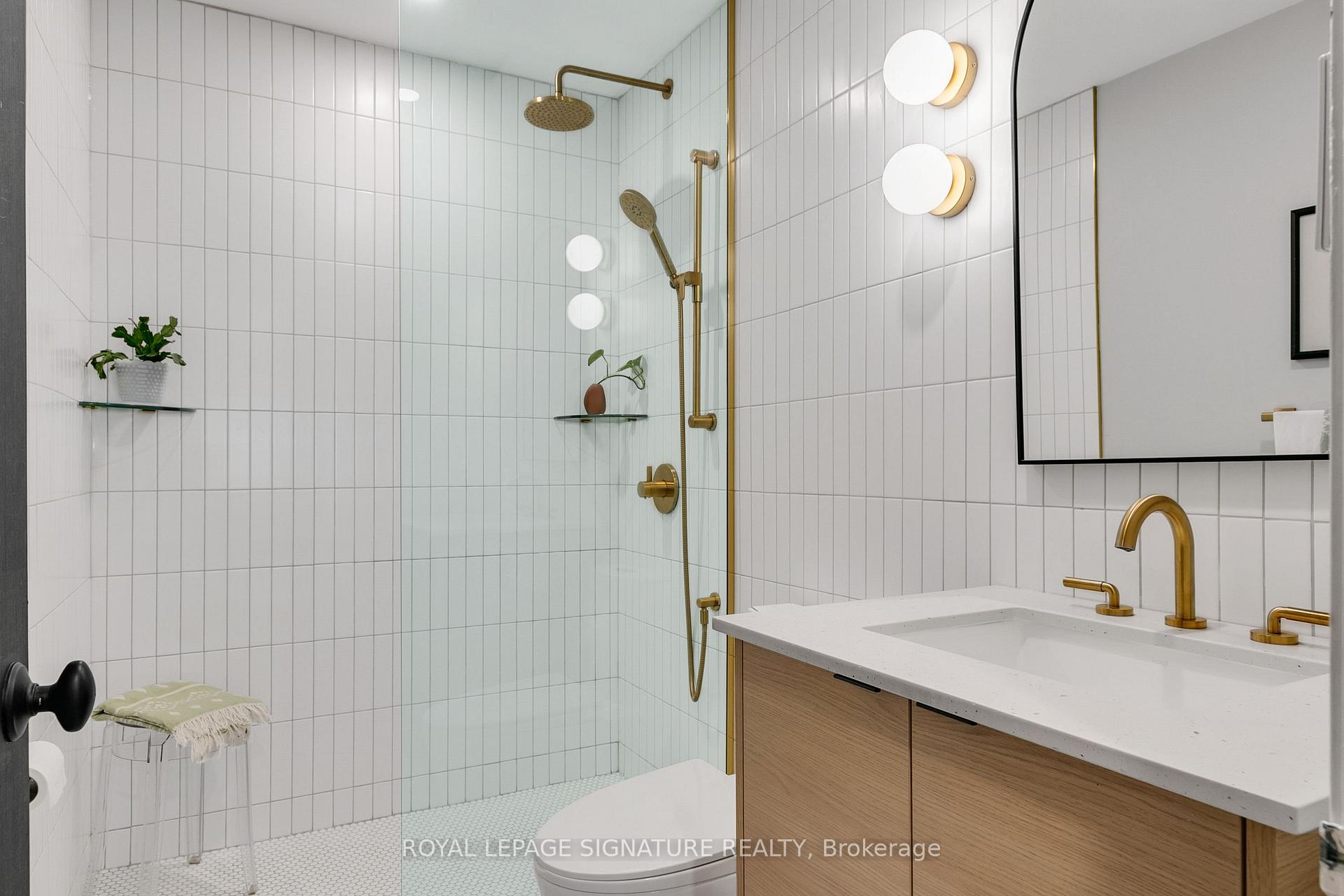 #105 - 65 Scadding Ave, Toronto, ON M5A4L1 | 1 Bedroom 1 Bathroom Condo Apt | Image 21