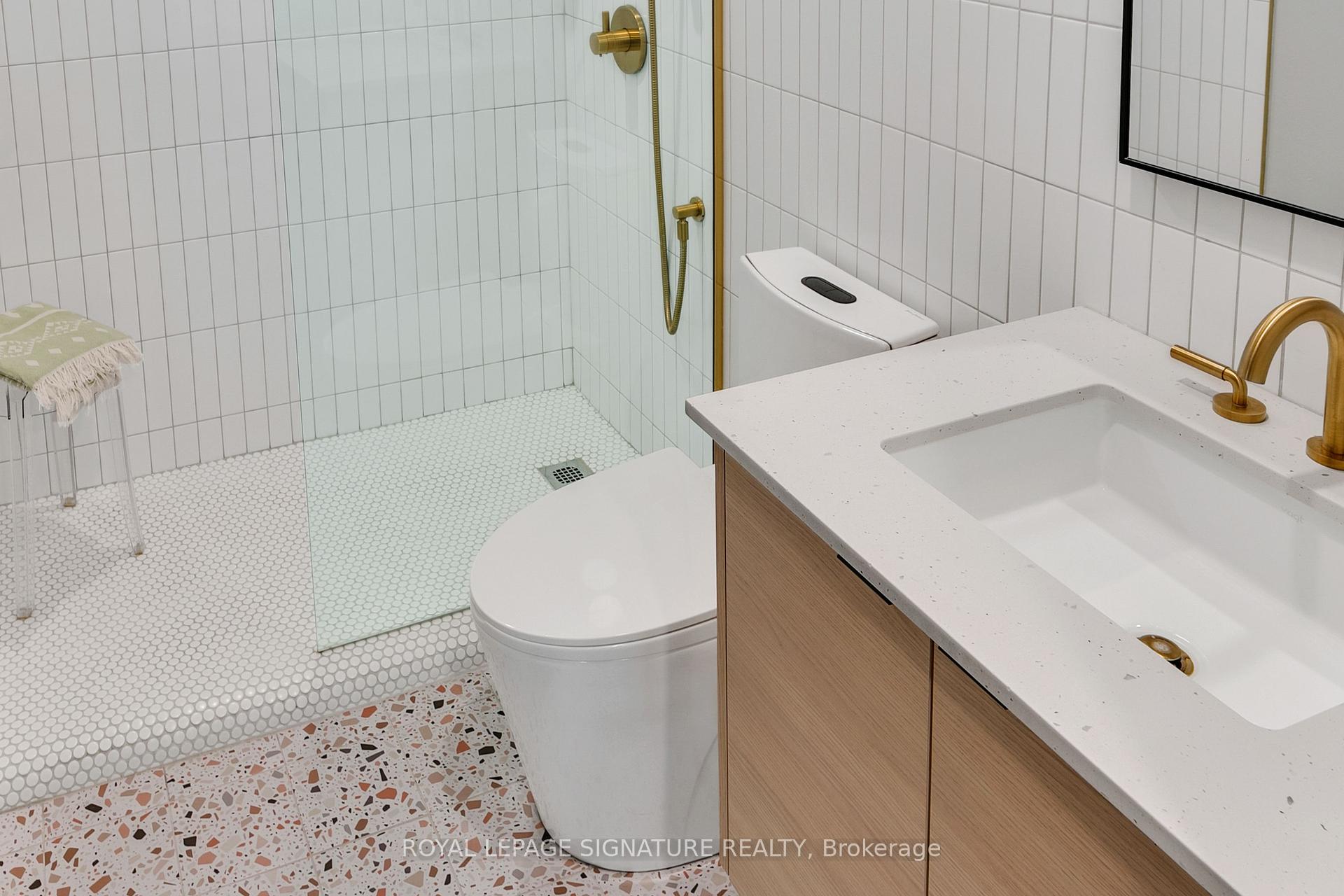 #105 - 65 Scadding Ave, Toronto, ON M5A4L1 | 1 Bedroom 1 Bathroom Condo Apt | Image 23