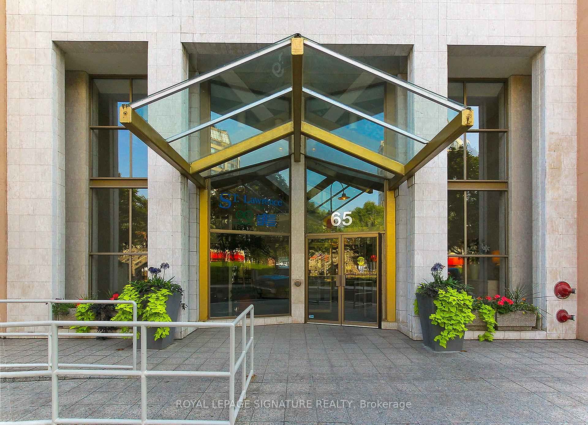 #105 - 65 Scadding Ave, Toronto, ON M5A4L1 | 1 Bedroom 1 Bathroom Condo Apt | Image 38