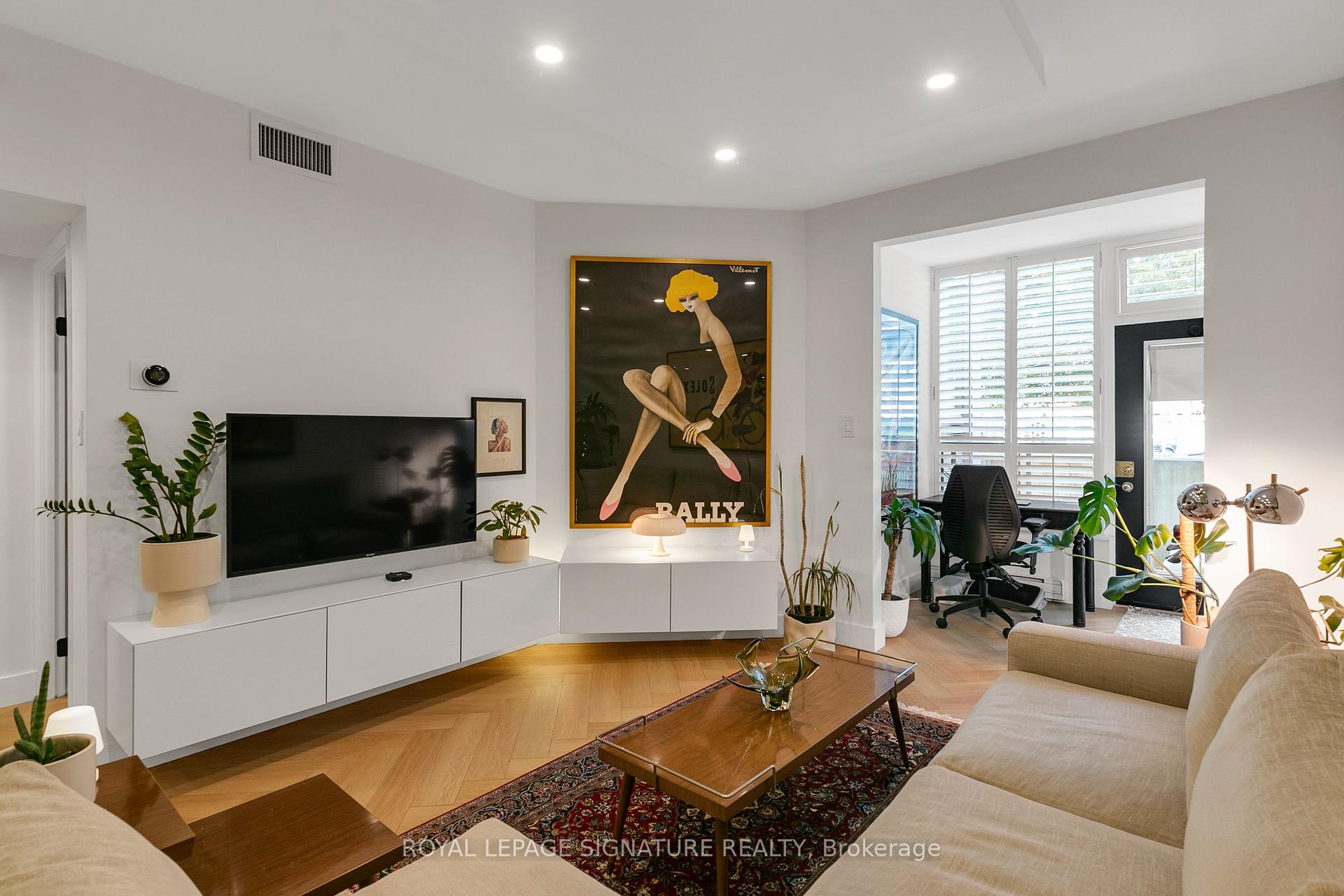 #105 - 65 Scadding Ave, Toronto, ON M5A4L1 | 1 Bedroom 1 Bathroom Condo Apt | Image 7