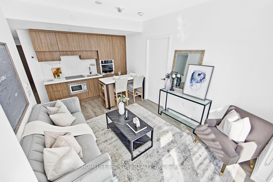 #704 - 39 Roehampton Ave, Toronto, ON M4P0G1 | 2 Bedroom 2 Bathroom Condo Apt | Image 8