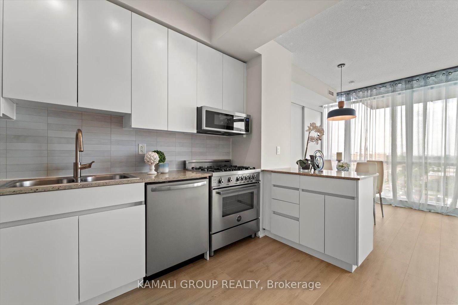 #1605 - 30 Canterbury Pl, Toronto, ON M2N0B9 | 2 Bedroom 2 Bathroom Condo Apt | Image 7