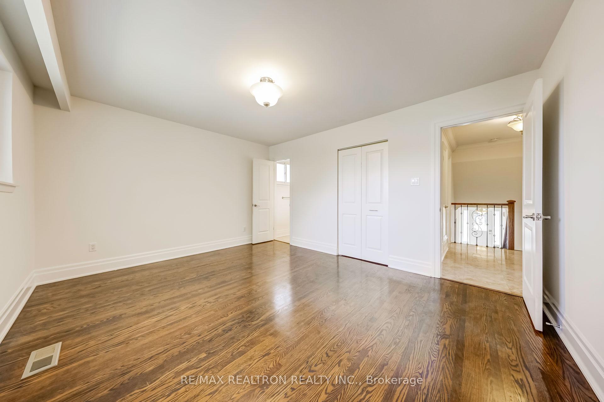 16 Wyvern Rd, Toronto, ON M2K2K4 | 4 Bedroom 3 Bathroom Detached House | Image 13