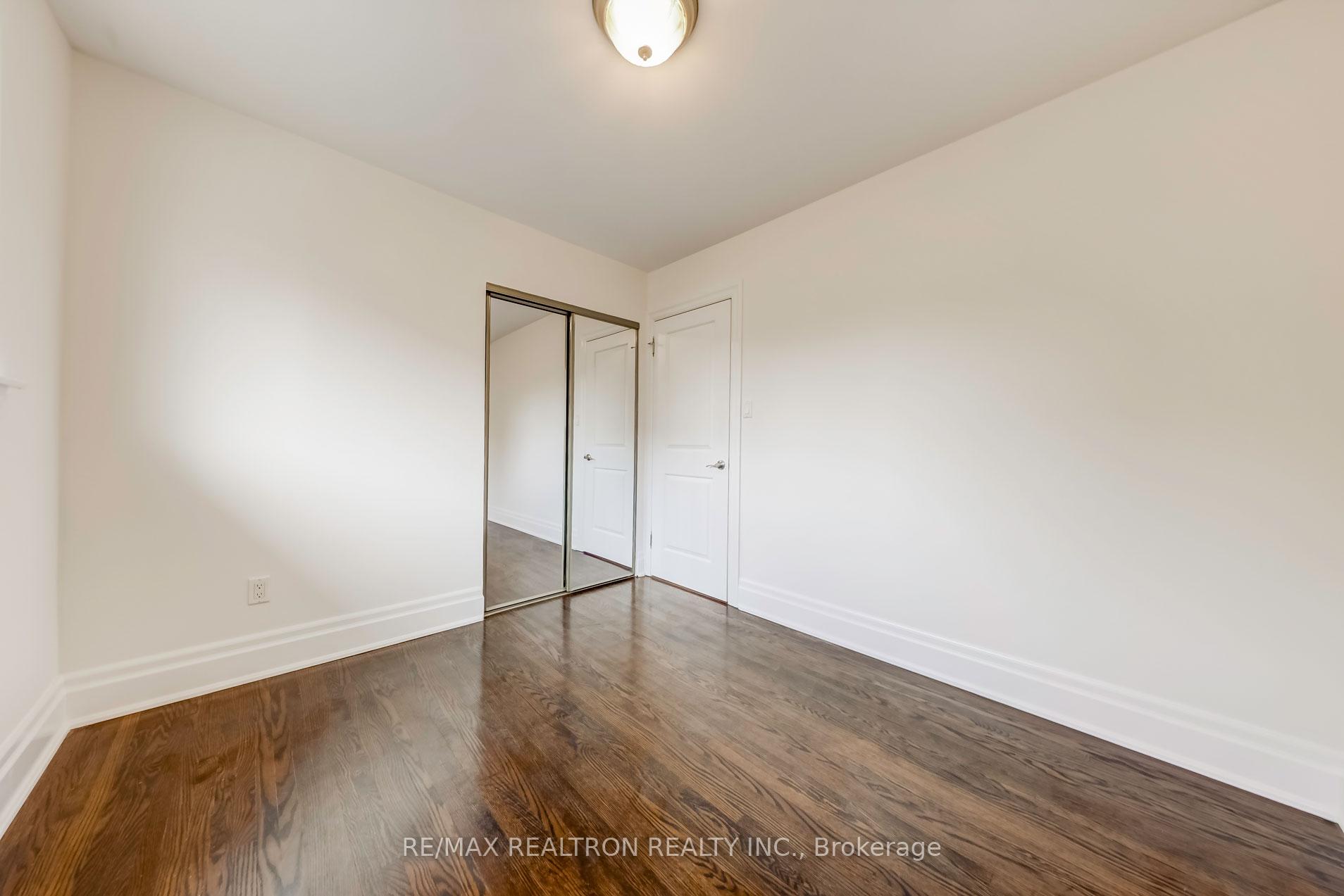 16 Wyvern Rd, Toronto, ON M2K2K4 | 4 Bedroom 3 Bathroom Detached House | Image 18