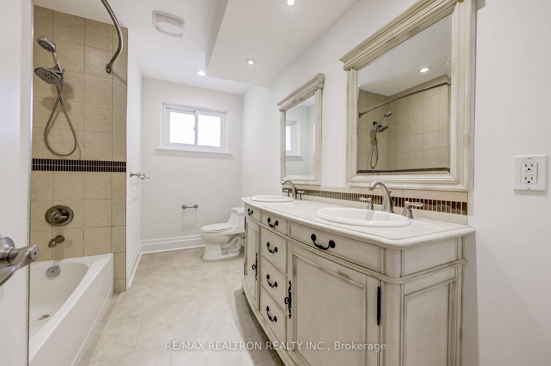 16 Wyvern Rd, Toronto, ON M2K2K4 | 4 Bedroom 3 Bathroom Detached House | Image 19