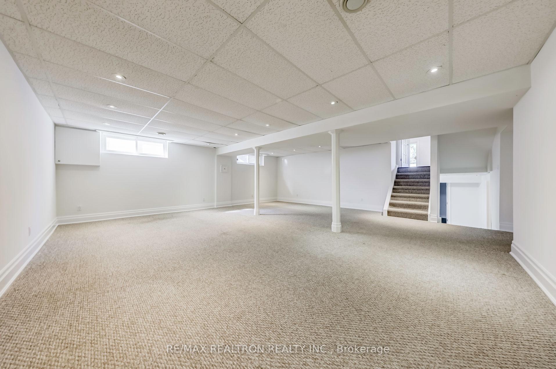 16 Wyvern Rd, Toronto, ON M2K2K4 | 4 Bedroom 3 Bathroom Detached House | Image 29