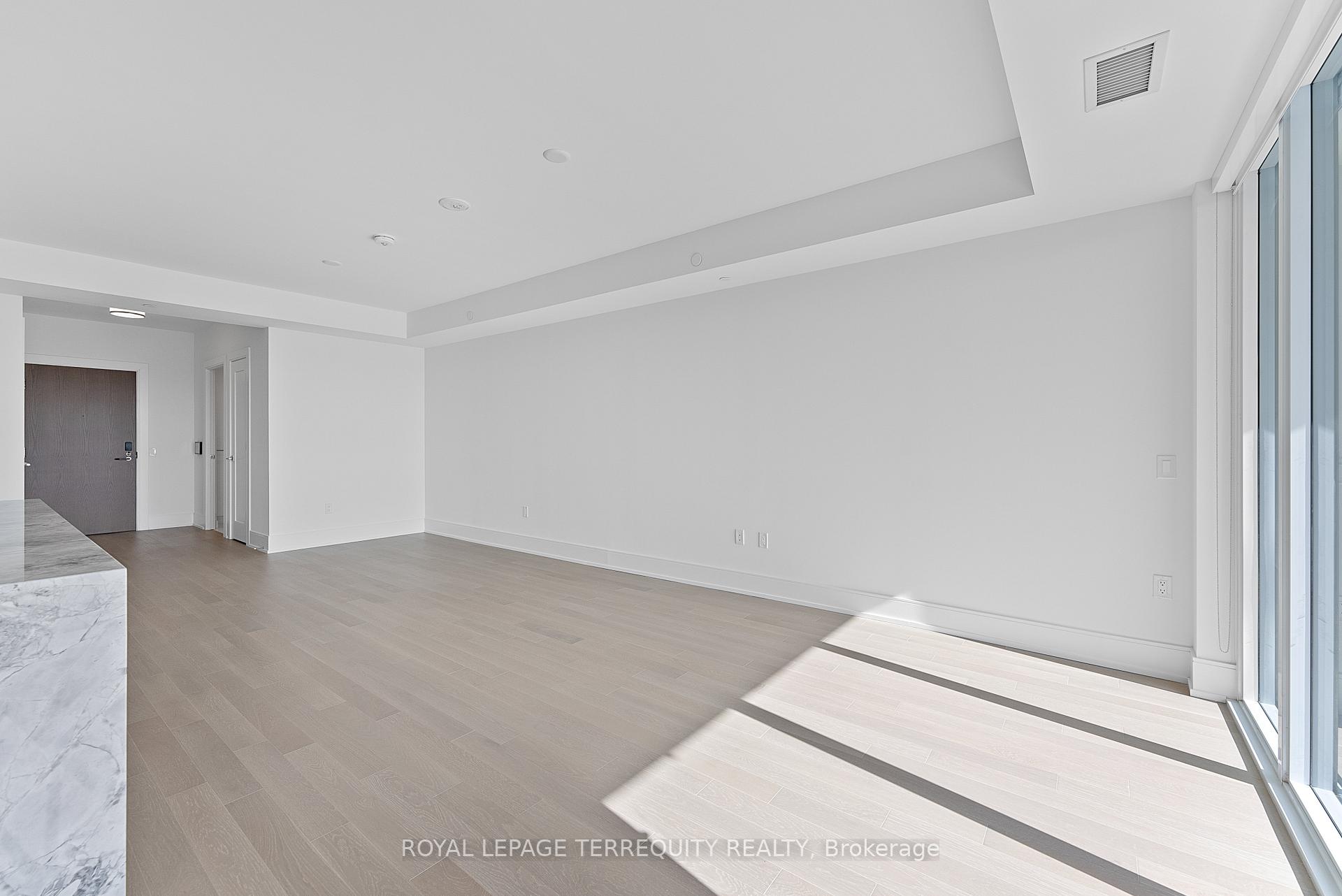 #2033 - 20 Inn on the Park Dr, Toronto, ON M3C0P8 | 2 Bedroom 3 Bathroom Condo Apt | Image 11