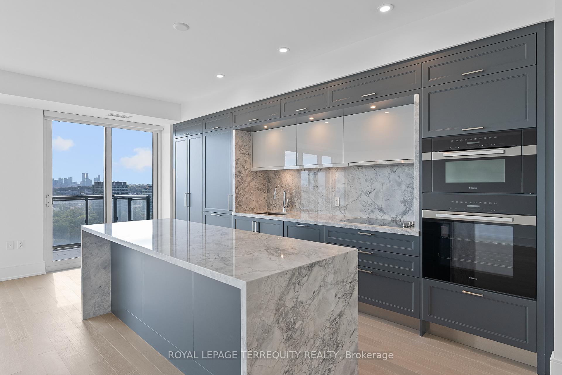 #2033 - 20 Inn on the Park Dr, Toronto, ON M3C0P8 | 2 Bedroom 3 Bathroom Condo Apt | Image 12