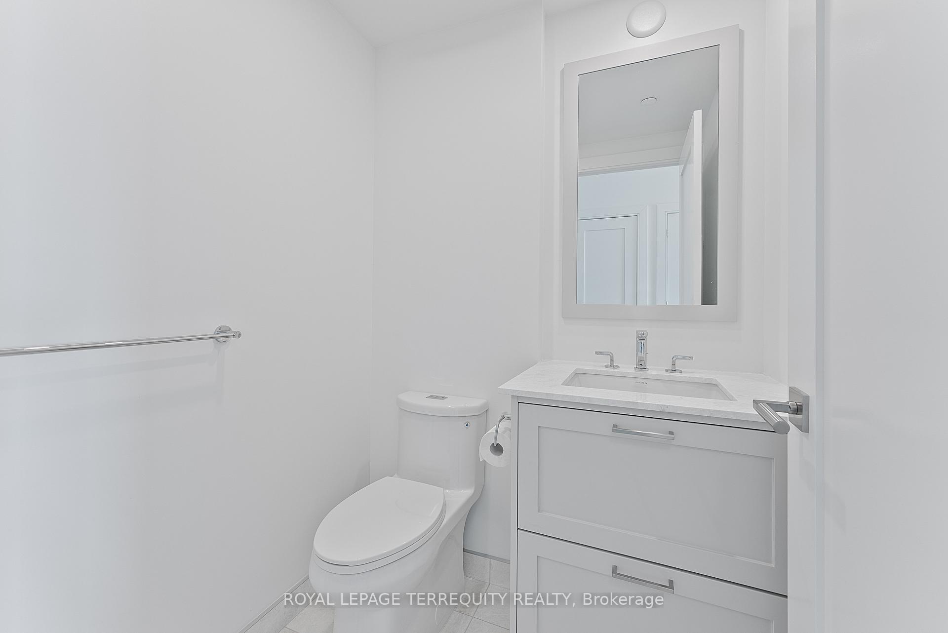 #2033 - 20 Inn on the Park Dr, Toronto, ON M3C0P8 | 2 Bedroom 3 Bathroom Condo Apt | Image 17