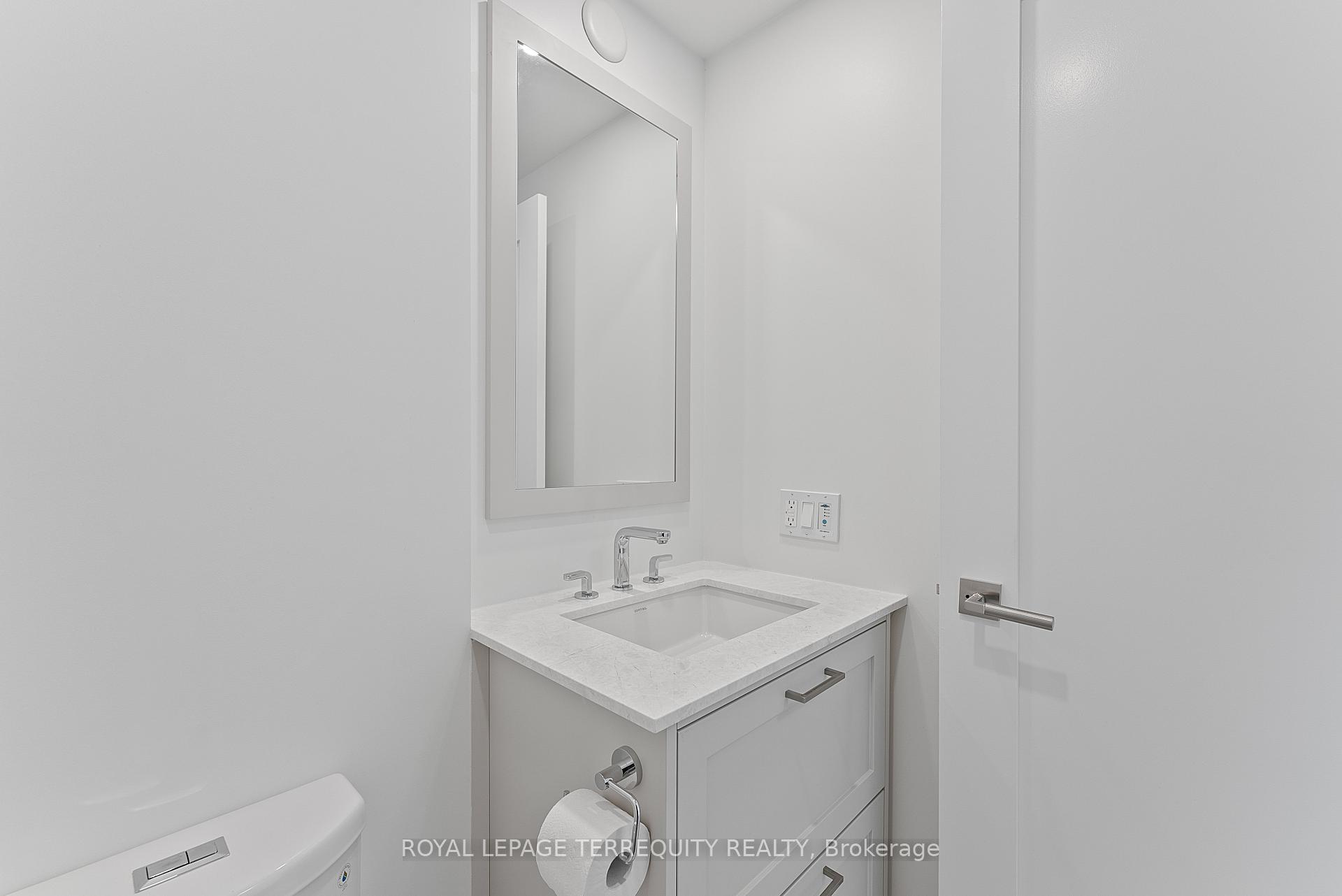 #2033 - 20 Inn on the Park Dr, Toronto, ON M3C0P8 | 2 Bedroom 3 Bathroom Condo Apt | Image 18