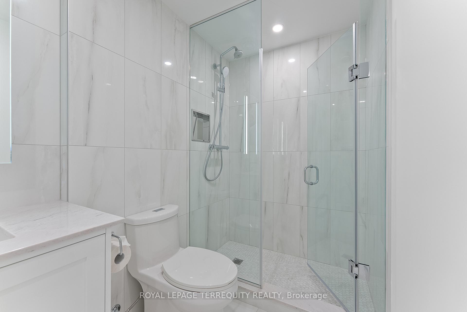 #2033 - 20 Inn on the Park Dr, Toronto, ON M3C0P8 | 2 Bedroom 3 Bathroom Condo Apt | Image 26