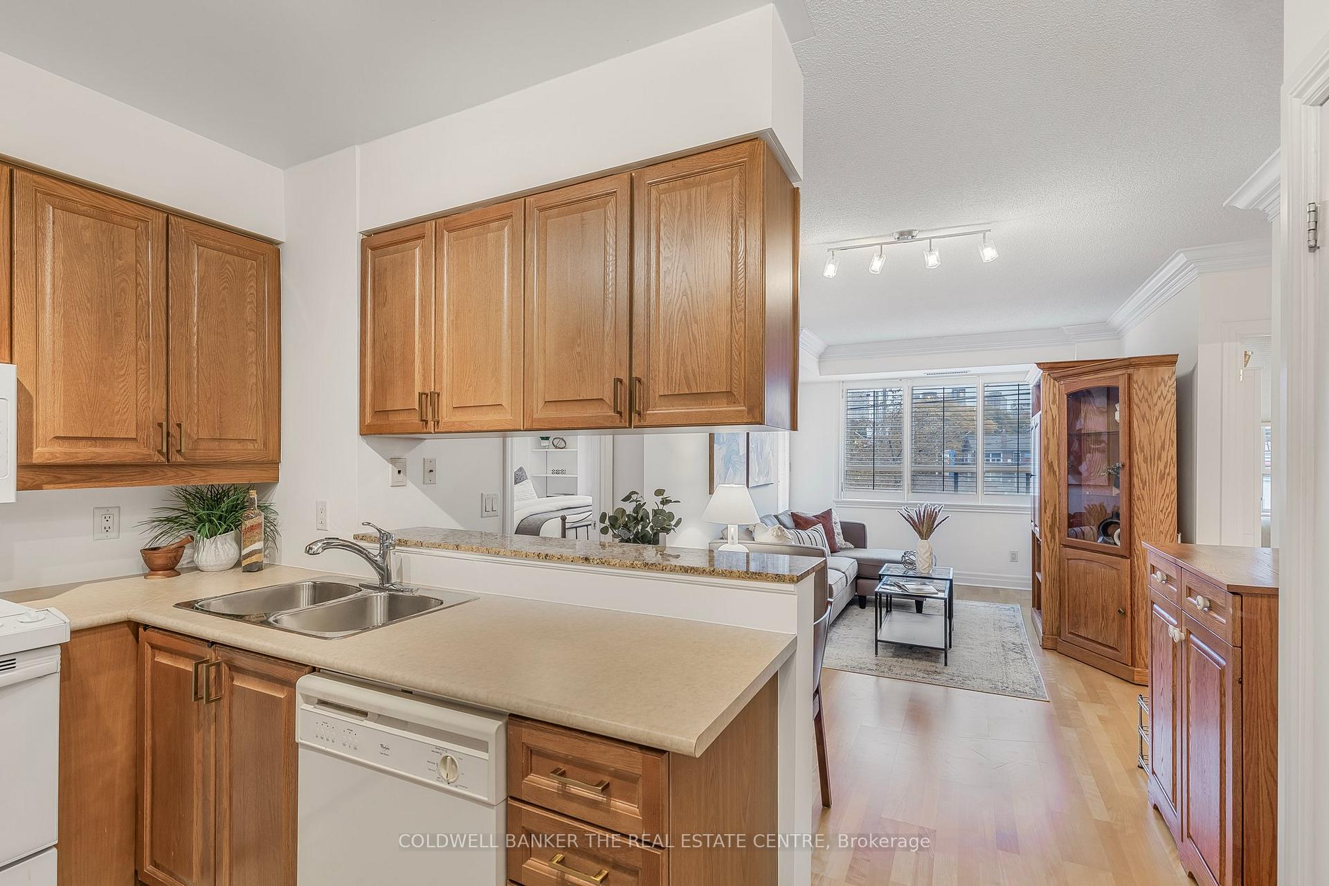 #308 - 1801 Bayview Ave W, Toronto, ON M4G4K2 | 2 Bedroom 2 Bathroom Condo Apt | Image 6