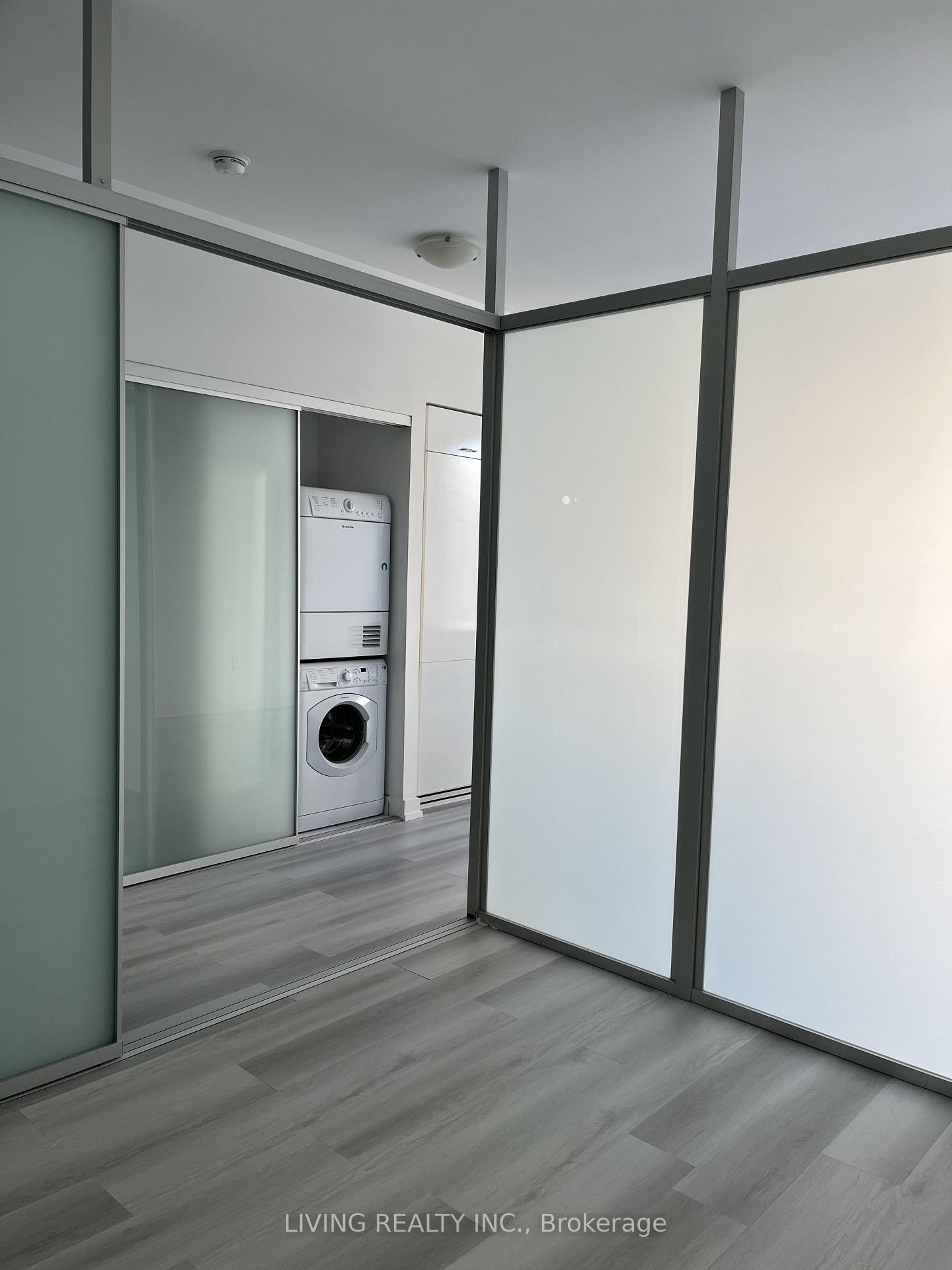 #2209 - 426 University Ave, Toronto, ON M5G1S9 | 1 Bedroom 1 Bathroom Condo Apt | Image 14