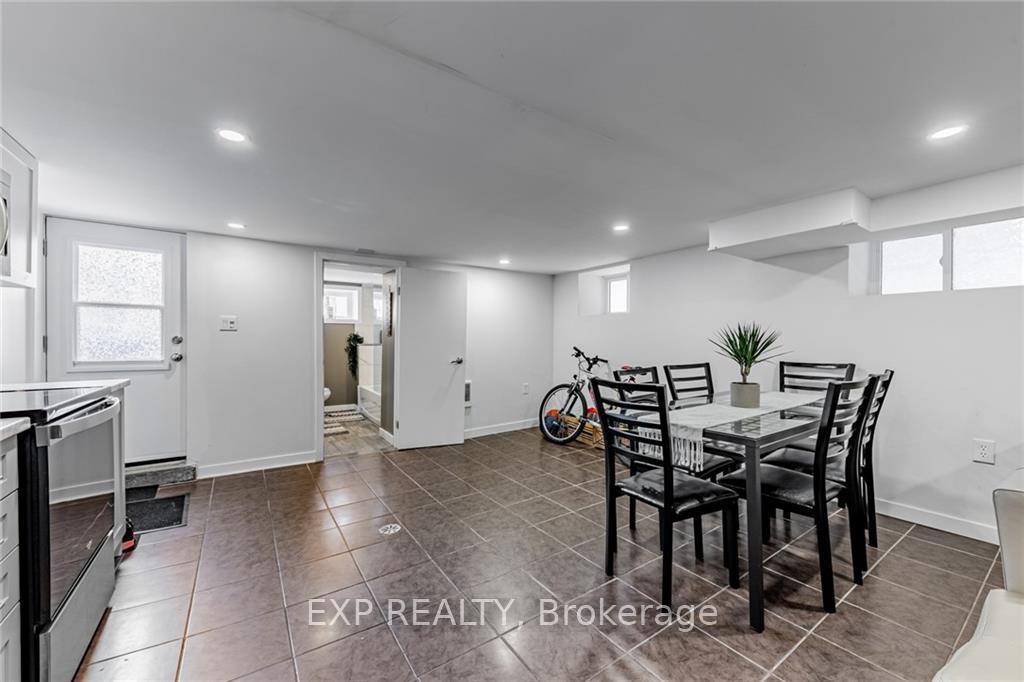 198 LAUDER Ave, Toronto, ON M6E3H4 | 4 Bedroom 4 Bathroom Detached House | Image 24