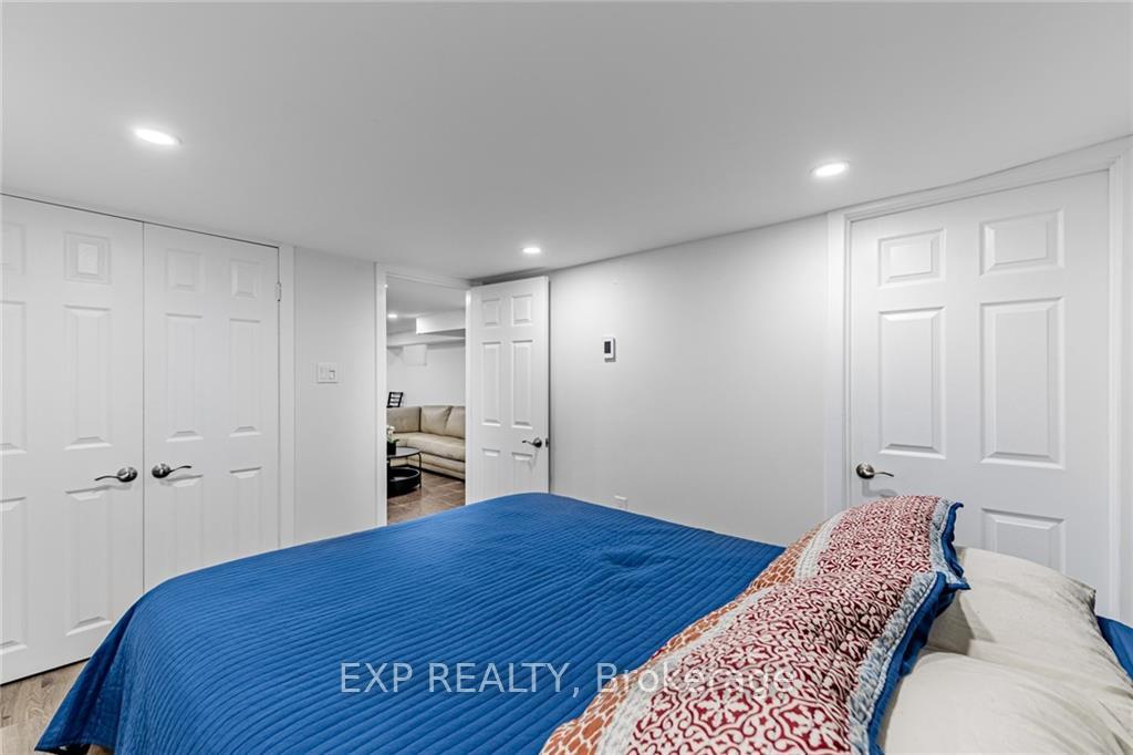 198 LAUDER Ave, Toronto, ON M6E3H4 | 4 Bedroom 4 Bathroom Detached House | Image 26