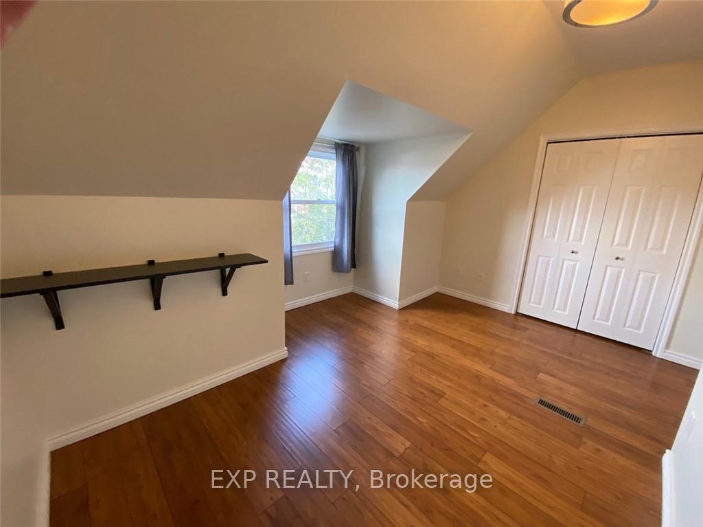 198 LAUDER Ave, Toronto, ON M6E3H4 | 4 Bedroom 4 Bathroom Detached House | Image 9