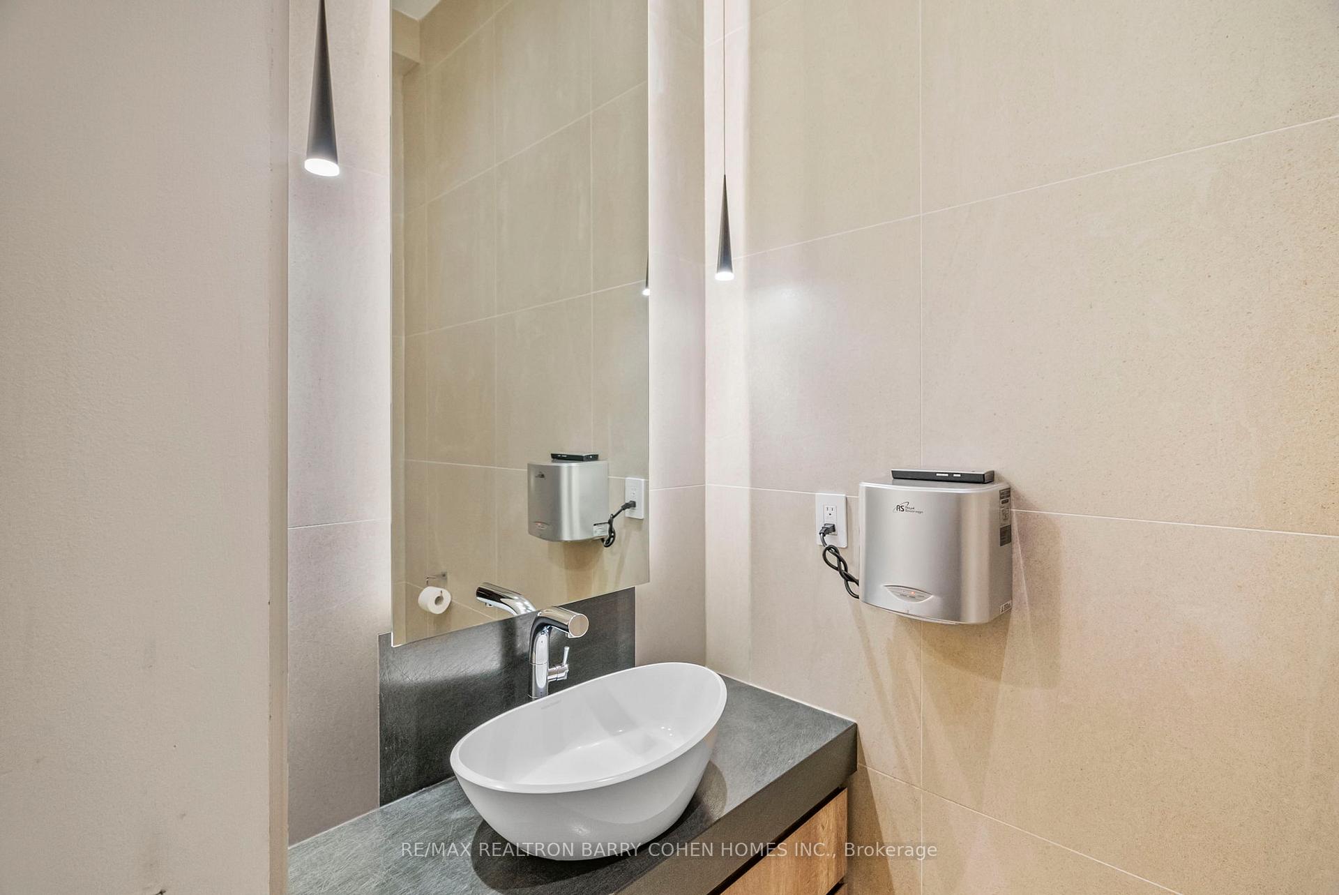 23 Alderdale Crt, Toronto, ON M3B2H8 | 4 Bedroom 5 Bathroom Detached House | Image 8