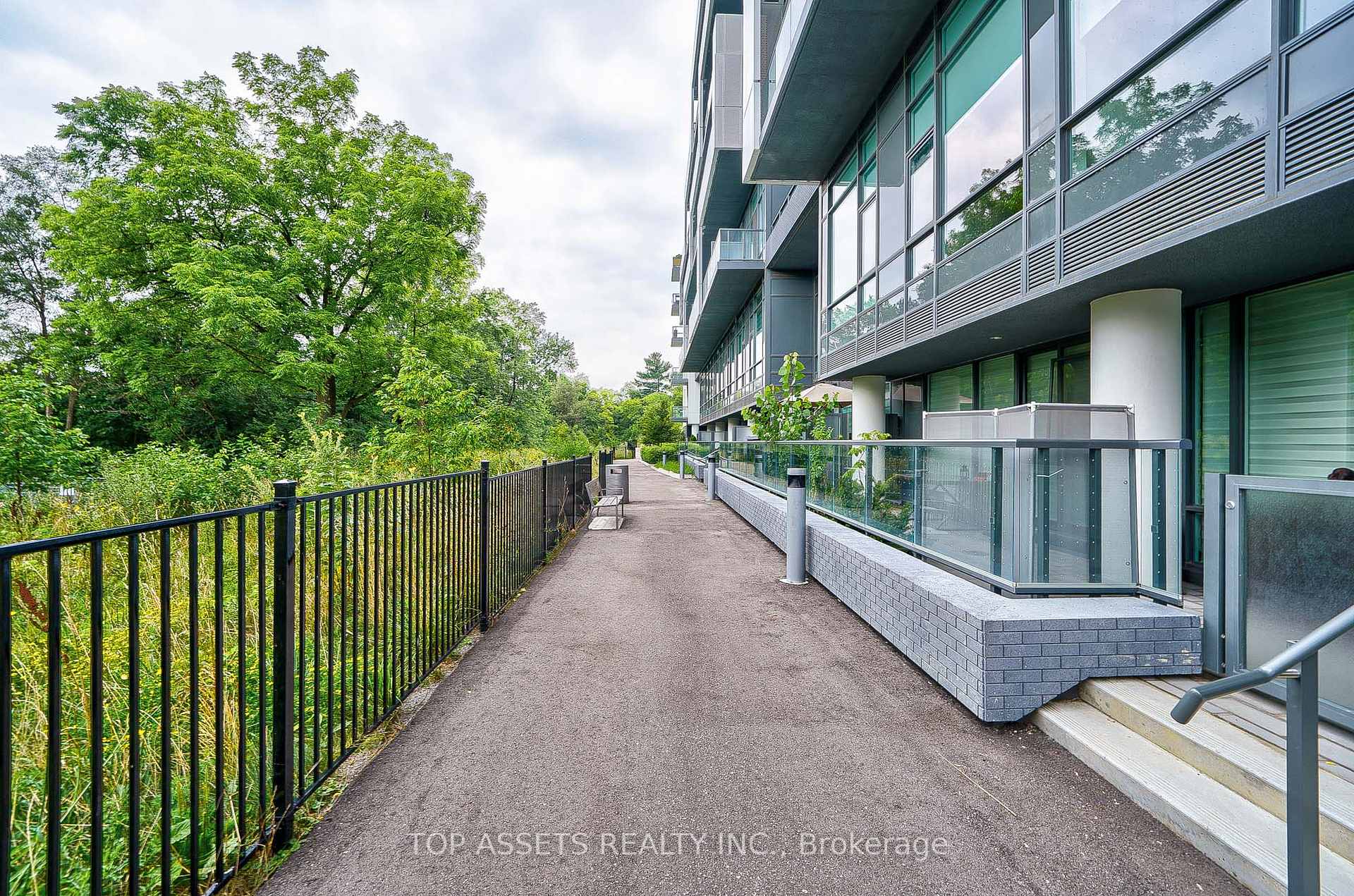 #126 - 25 Adra Grado Way, Toronto, ON M2J0H6 | 3 Bedroom 4 Bathroom Condo Apt | Image 23