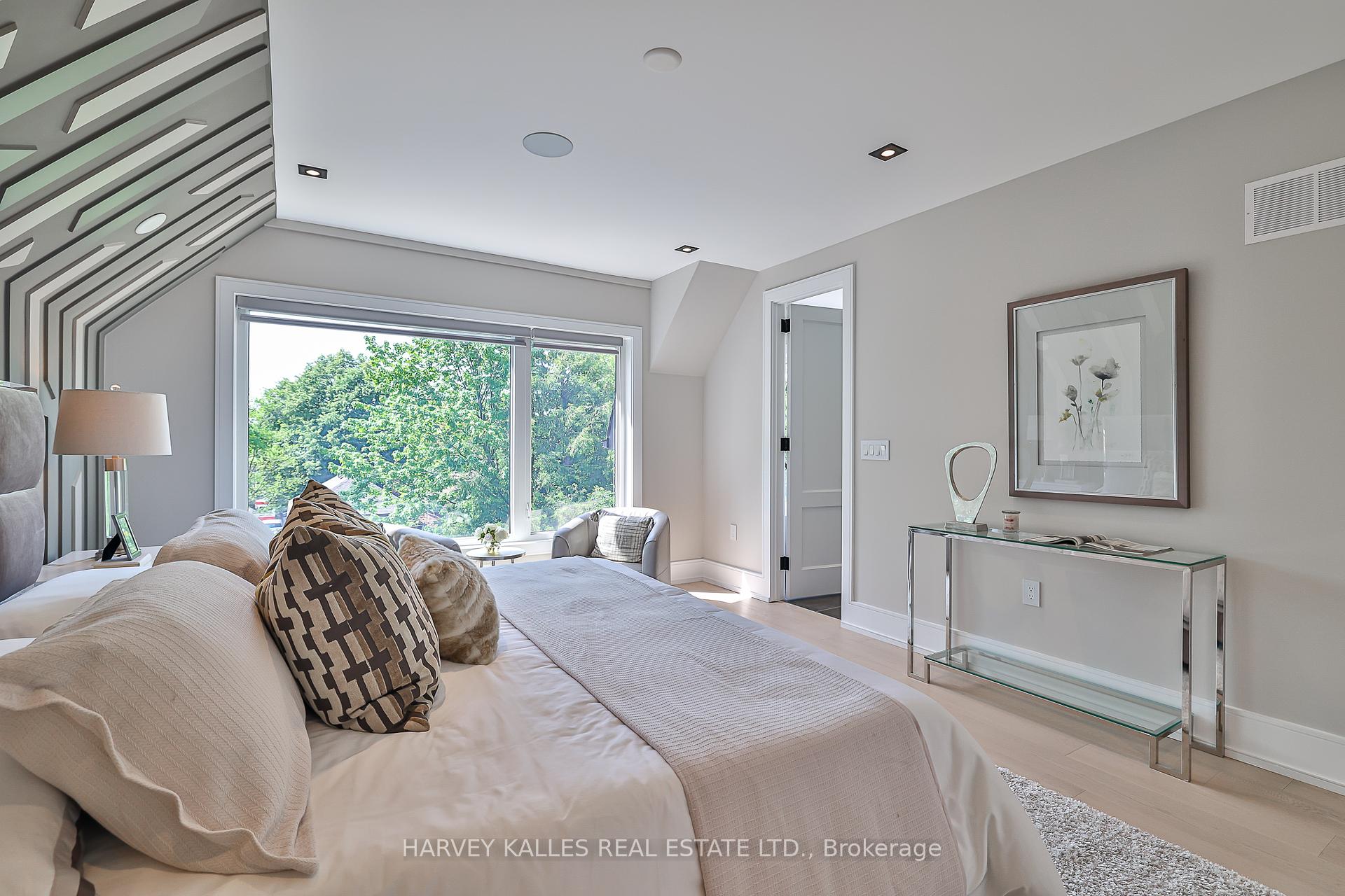 105 Donlea Dr, Toronto, ON M4G2M6 | 4 Bedroom 5 Bathroom Detached House | Image 26
