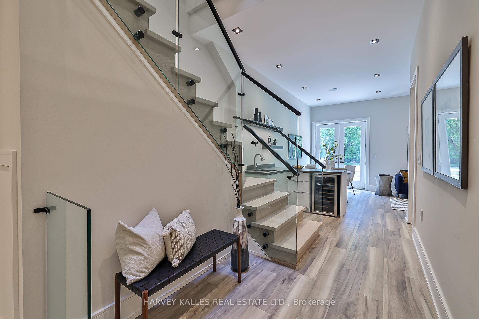 105 Donlea Dr, Toronto, ON M4G2M6 | 4 Bedroom 5 Bathroom Detached House | Image 37